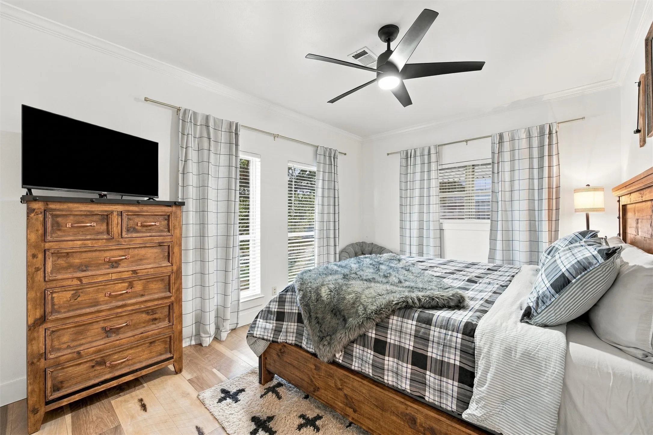 Downstairs Guestroom