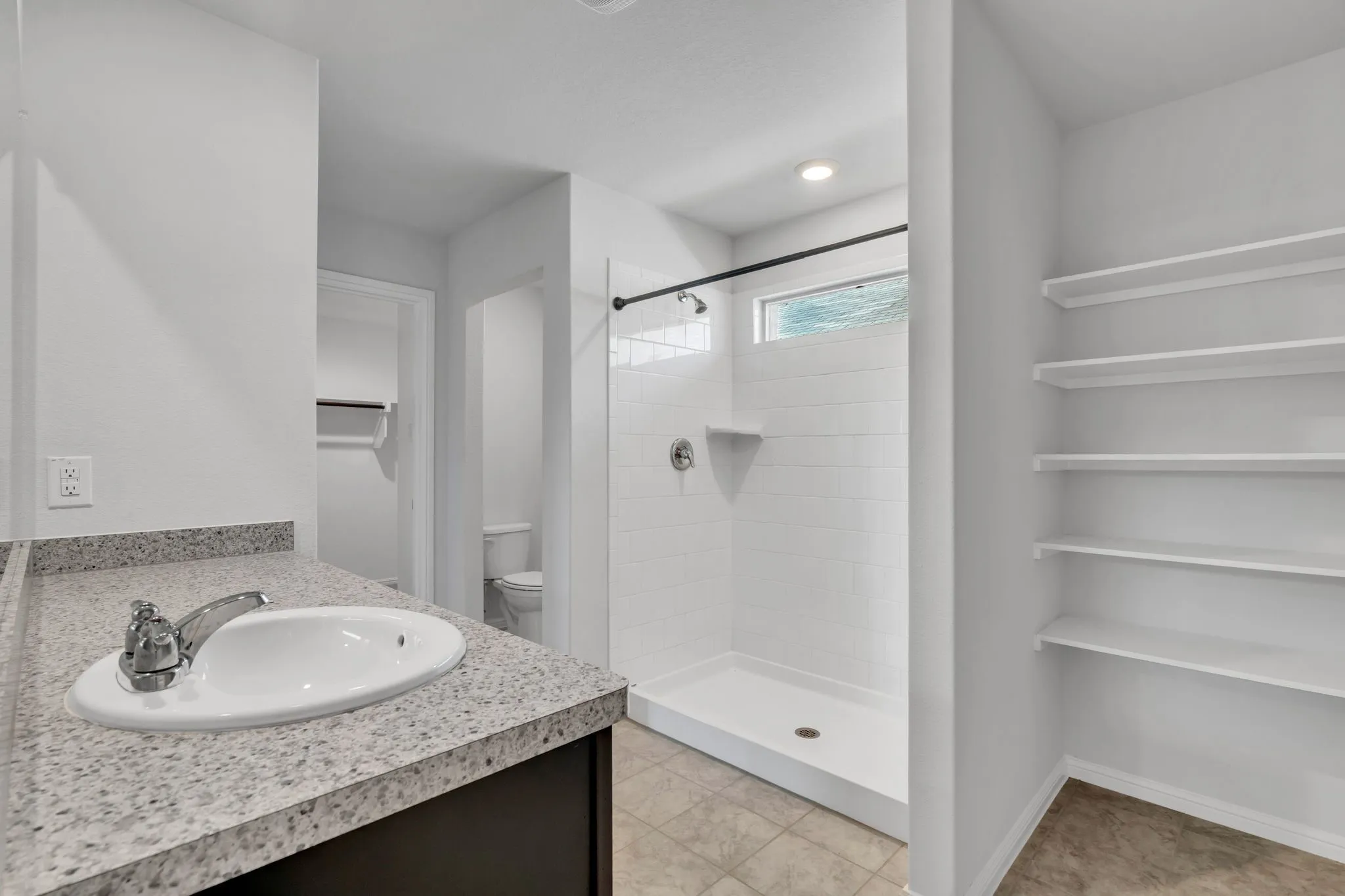 Single Family Residence For Sale in Denton County , 16617 Porterfield Lane, Justin, Texas 76247, 3 Bedroom, 2 Bathroom, 2 Garage spaces, 1,554 Sqft, built in 2022, mls#21386476, Real Estate Agent in Justin, Homes For Sale in Denton county, Homes For Sale in Justin, Realtor in Justin Texas, Real Estate Brokerage Independent Realty Texas, Luminita Cordes Realtor