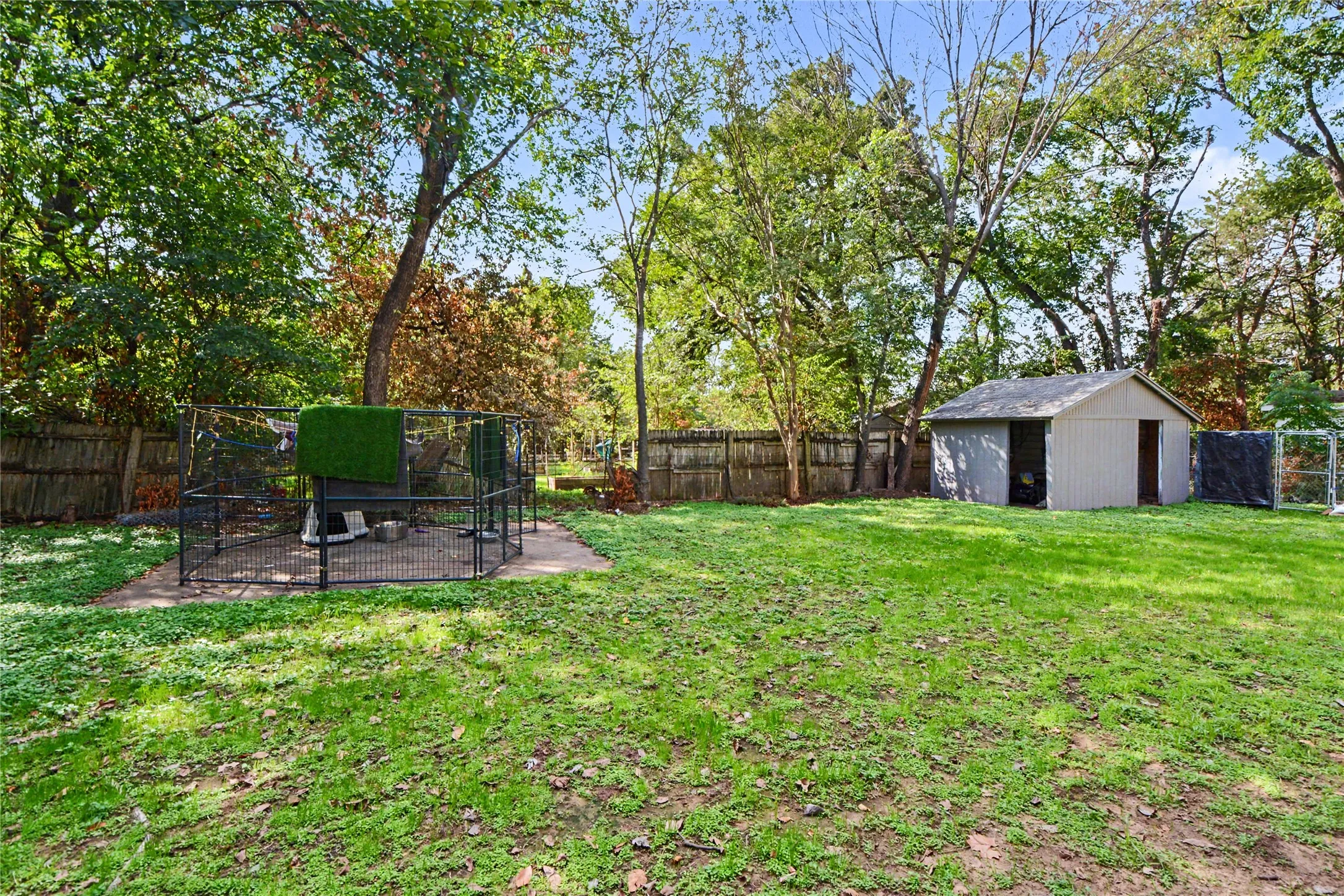 Single Family Residence For Sale in Dallas County , 116 E 8th Street, Irving, Texas 75060, 3 Bedroom, 3 Bathroom, 3 Garage spaces, 1,937 Sqft, built in 2015, mls#21409444, Real Estate Agent in Irving, Homes For Sale in Dallas county, Homes For Sale in Irving, Realtor in Irving Texas, Real Estate Brokerage Independent Realty Texas, Luminita Cordes Realtor