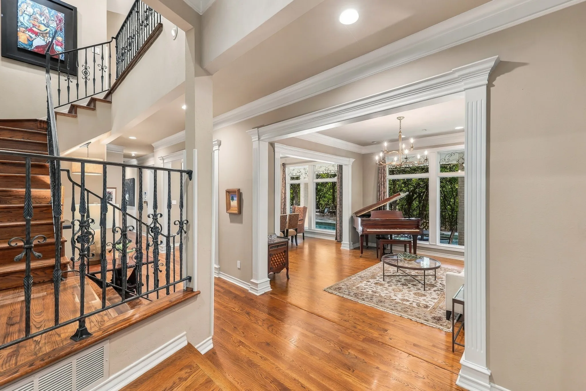 Single Family Residence For Sale in Tarrant County , 2119 N Fielder Road, Arlington, Texas 76012, 4 Bedroom, 4 Bathroom, 2 Garage spaces, 5,496 Sqft, built in 1988, mls#21404922, Real Estate Agent in Arlington, Homes For Sale in Tarrant county, Homes For Sale in Arlington, Realtor in Arlington Texas, Real Estate Brokerage Independent Realty Texas, Luminita Cordes Realtor