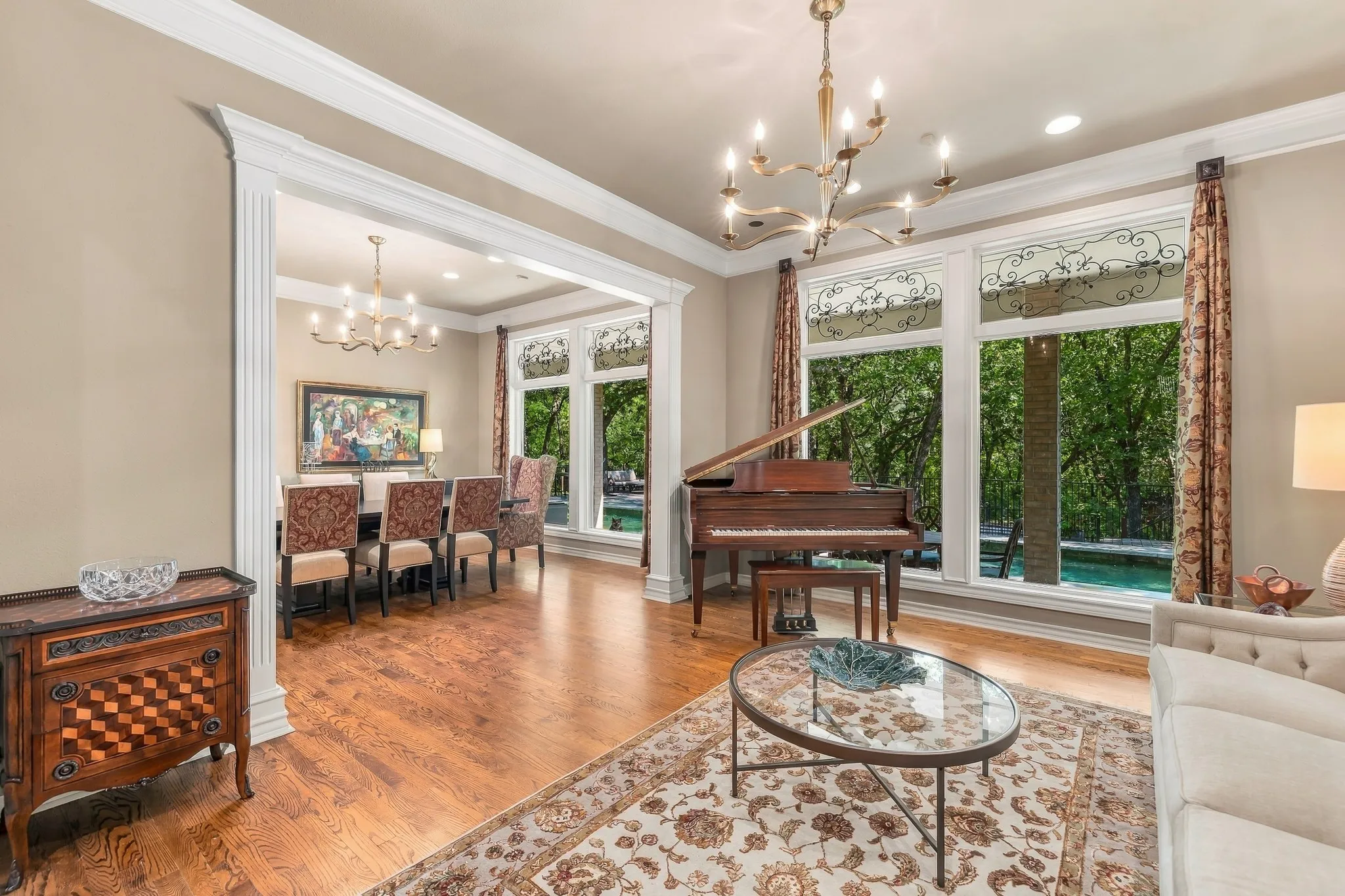 Single Family Residence For Sale in Tarrant County , 2119 N Fielder Road, Arlington, Texas 76012, 4 Bedroom, 4 Bathroom, 2 Garage spaces, 5,496 Sqft, built in 1988, mls#21404922, Real Estate Agent in Arlington, Homes For Sale in Tarrant county, Homes For Sale in Arlington, Realtor in Arlington Texas, Real Estate Brokerage Independent Realty Texas, Luminita Cordes Realtor