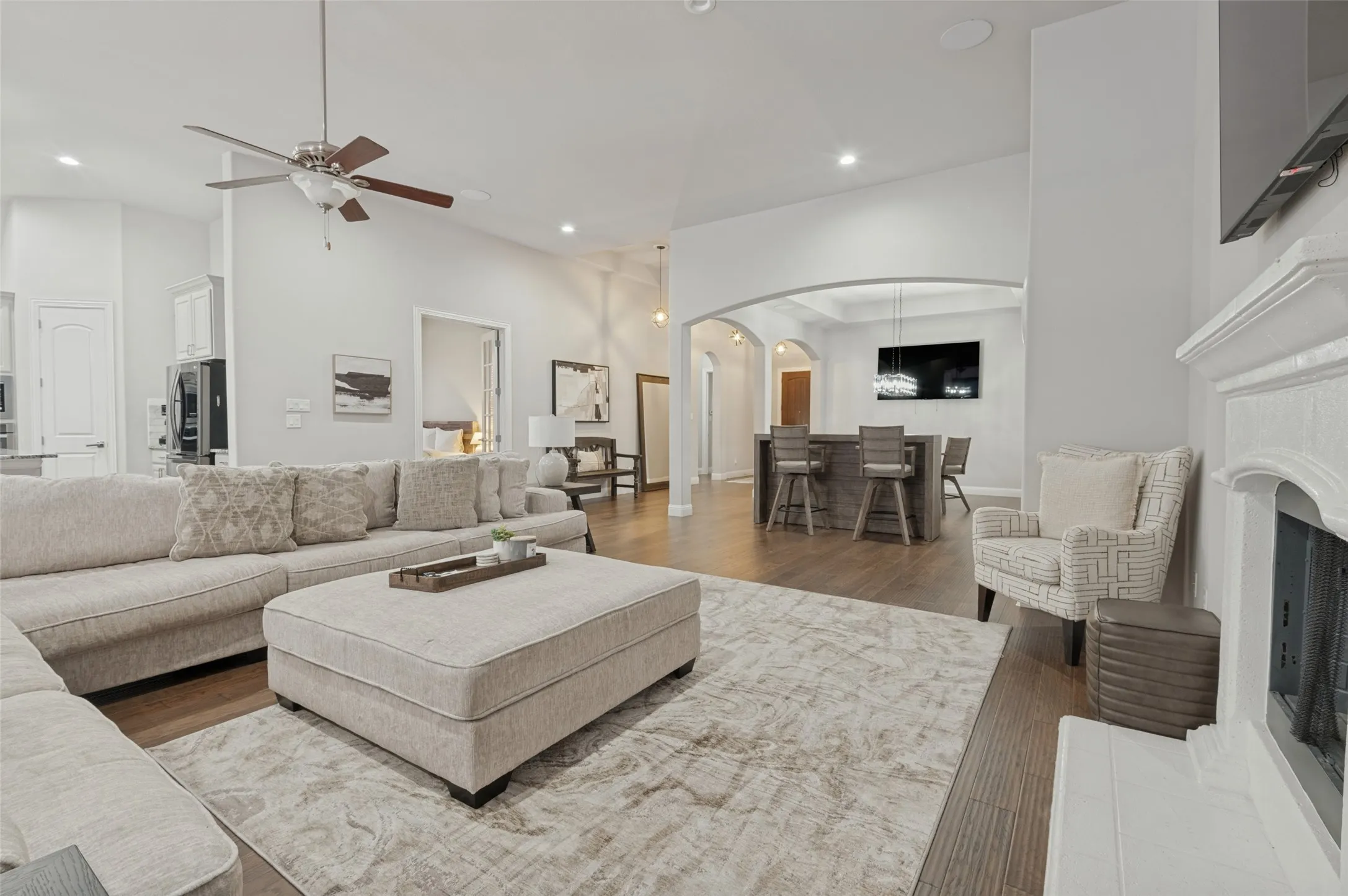 Single Family Residence For Sale in Dallas County , 6822 Historic View, Dallas, Texas 75236, 5 Bedroom, 4 Bathroom, 3 Garage spaces, 3,820 Sqft, built in 2017, mls#21409216, Real Estate Agent in Dallas, Homes For Sale in Dallas county, Homes For Sale in Dallas, Realtor in Dallas Texas, Real Estate Brokerage Independent Realty Texas, Luminita Cordes Realtor