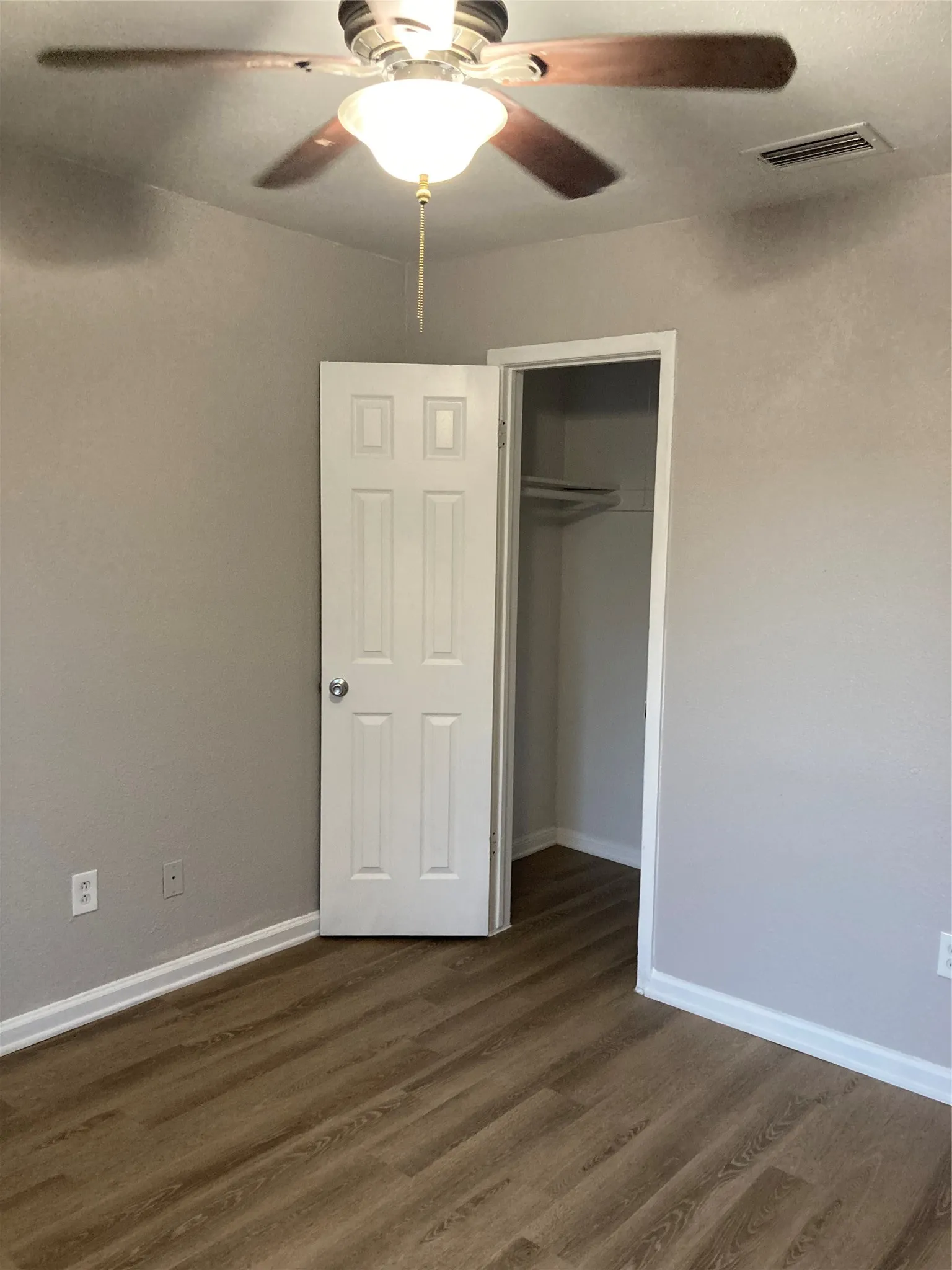 Single Family Residence For Rent in Denton County , 1825 Chisolm Trail, Lewisville, Texas 75077, 4 Bedroom, 2 Bathroom, 2 Garage spaces, 1,752 Sqft, built in 1978, mls#21410008, Real Estate Agent in Lewisville, Homes For Rent in Denton county, Homes For Rent in Lewisville, Realtor in Lewisville Texas, Real Estate Brokerage Independent Realty Texas, Luminita Cordes Realtor