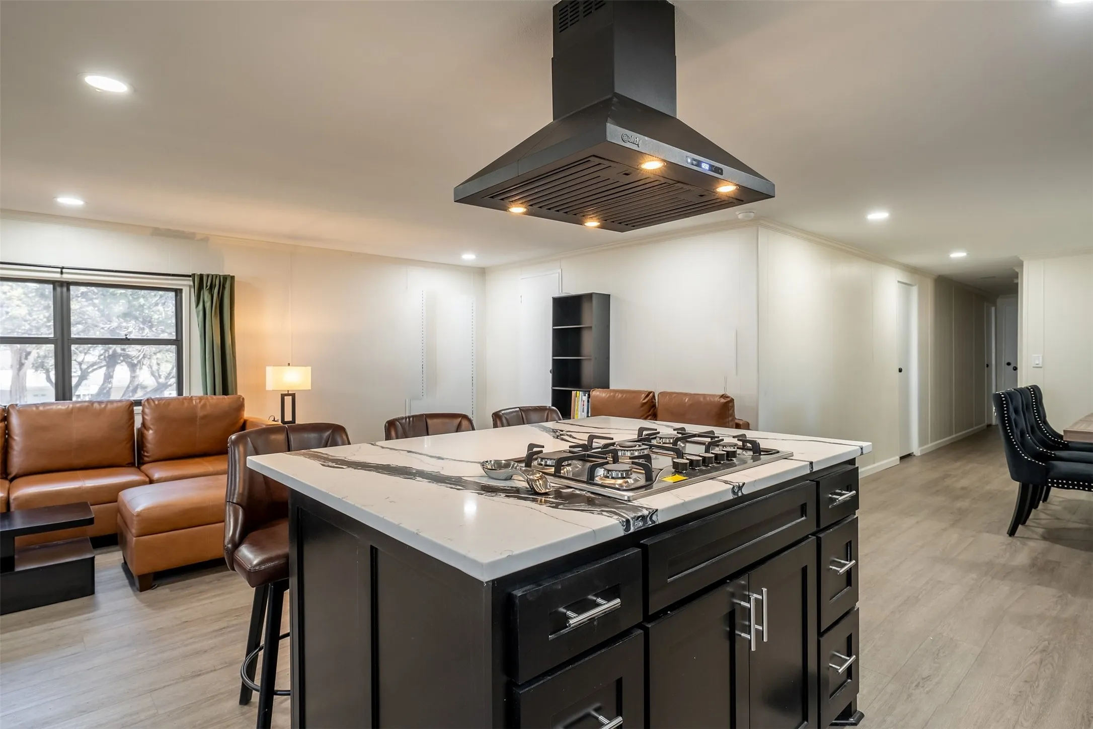 Manufactured Home For Sale in Bosque County , 470 County road 1812, Clifton, Texas 76634, 3 Bedroom, 2 Bathroom, 2 Garage spaces, 1,584 Sqft, built in 1973, mls#21409686, Real Estate Agent in Clifton, Homes For Sale in Bosque county, Homes For Sale in Clifton, Realtor in Clifton Texas, Real Estate Brokerage Independent Realty Texas, Luminita Cordes Realtor