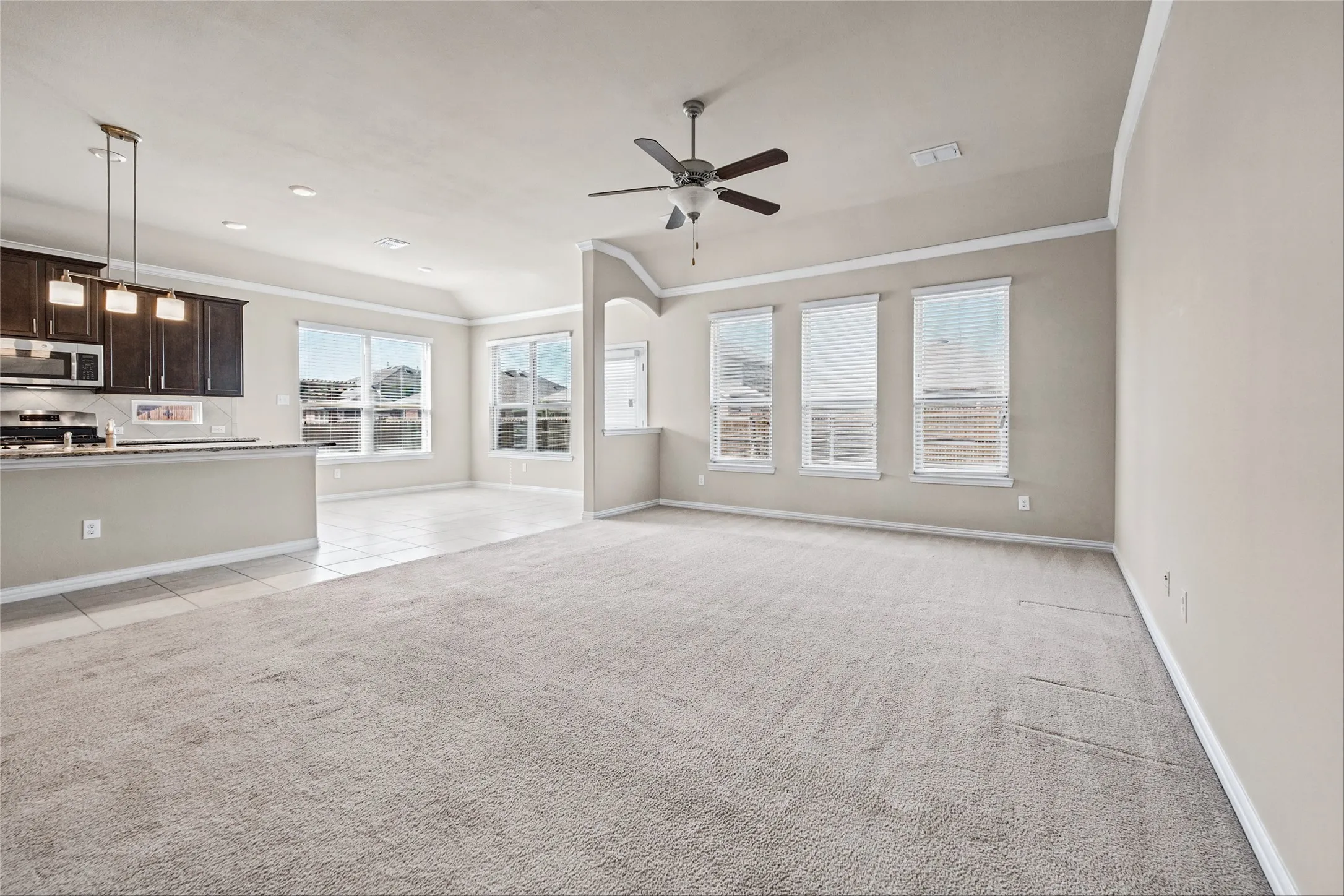 Single Family Residence For Sale in Denton County , 14629 Viking Lane, Fort Worth, Texas 76177, 4 Bedroom, 3 Bathroom, 2 Garage spaces, 3,007 Sqft, built in 2017, mls#21410031, Real Estate Agent in Fort Worth, Homes For Sale in Denton county, Homes For Sale in Fort Worth, Realtor in Fort Worth Texas, Real Estate Brokerage Independent Realty Texas, Luminita Cordes Realtor