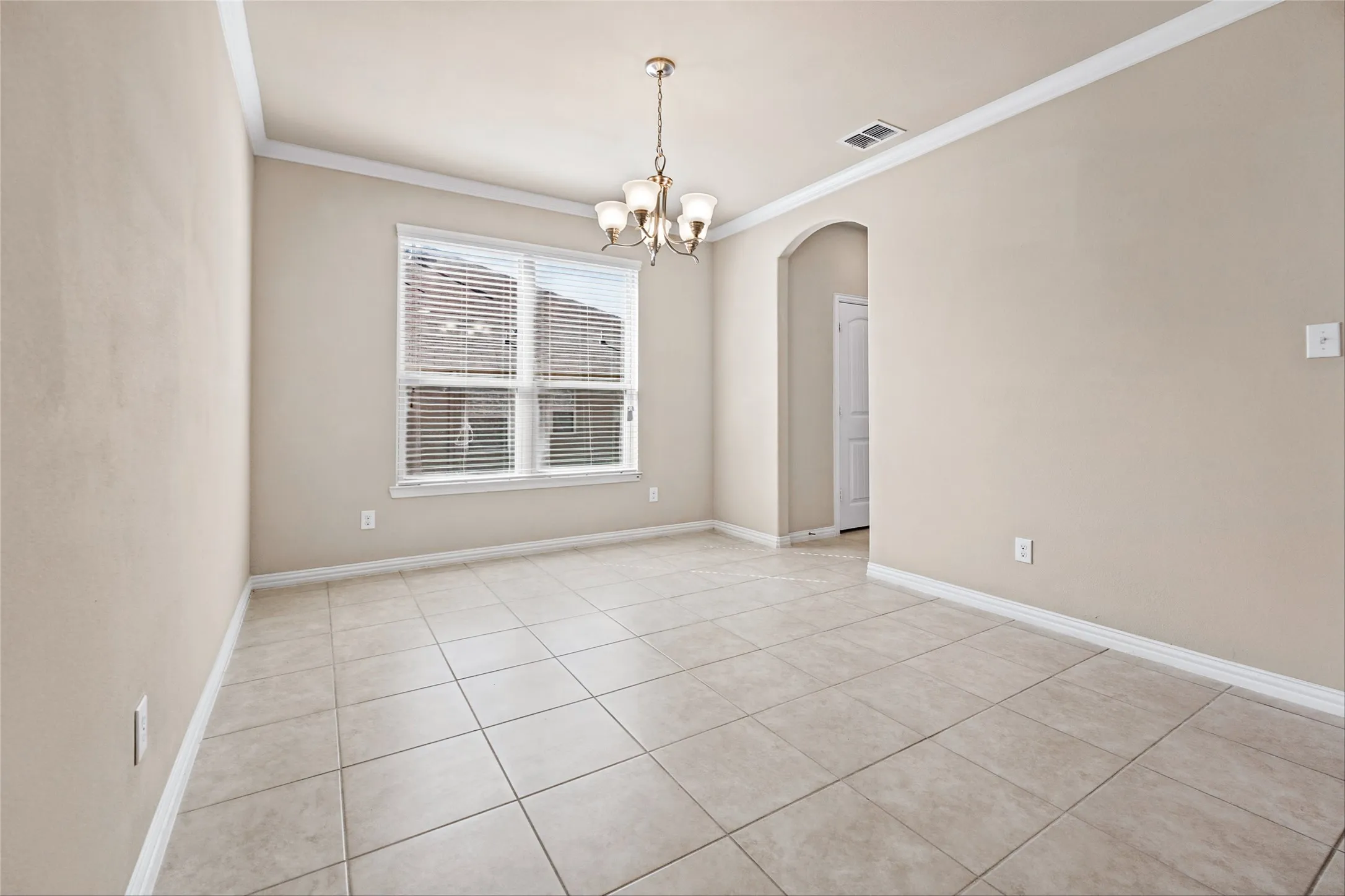 Single Family Residence For Sale in Denton County , 14629 Viking Lane, Fort Worth, Texas 76177, 4 Bedroom, 3 Bathroom, 2 Garage spaces, 3,007 Sqft, built in 2017, mls#21410031, Real Estate Agent in Fort Worth, Homes For Sale in Denton county, Homes For Sale in Fort Worth, Realtor in Fort Worth Texas, Real Estate Brokerage Independent Realty Texas, Luminita Cordes Realtor