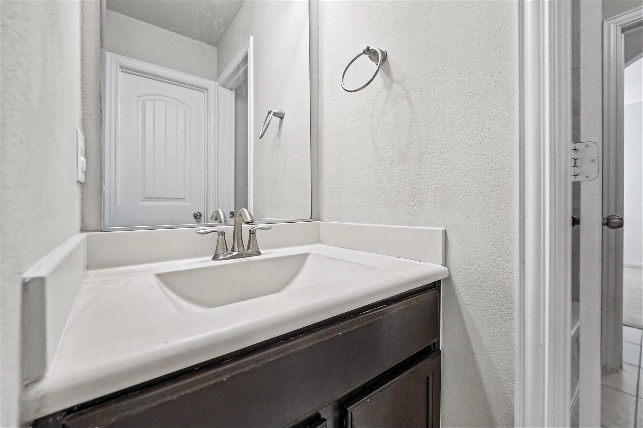 Single Family Residence For Sale in Denton County , 14629 Viking Lane, Fort Worth, Texas 76177, 4 Bedroom, 3 Bathroom, 2 Garage spaces, 3,007 Sqft, built in 2017, mls#21410031, Real Estate Agent in Fort Worth, Homes For Sale in Denton county, Homes For Sale in Fort Worth, Realtor in Fort Worth Texas, Real Estate Brokerage Independent Realty Texas, Luminita Cordes Realtor