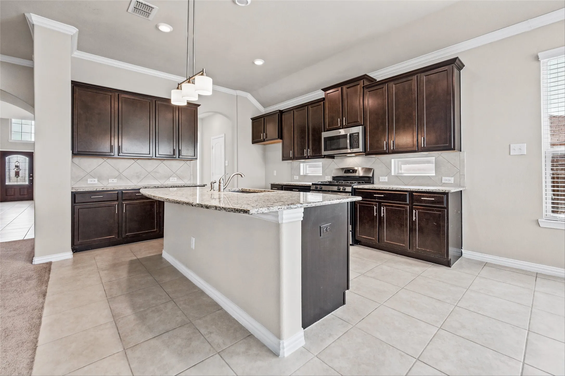 Single Family Residence For Sale in Denton County , 14629 Viking Lane, Fort Worth, Texas 76177, 4 Bedroom, 3 Bathroom, 2 Garage spaces, 3,007 Sqft, built in 2017, mls#21410031, Real Estate Agent in Fort Worth, Homes For Sale in Denton county, Homes For Sale in Fort Worth, Realtor in Fort Worth Texas, Real Estate Brokerage Independent Realty Texas, Luminita Cordes Realtor