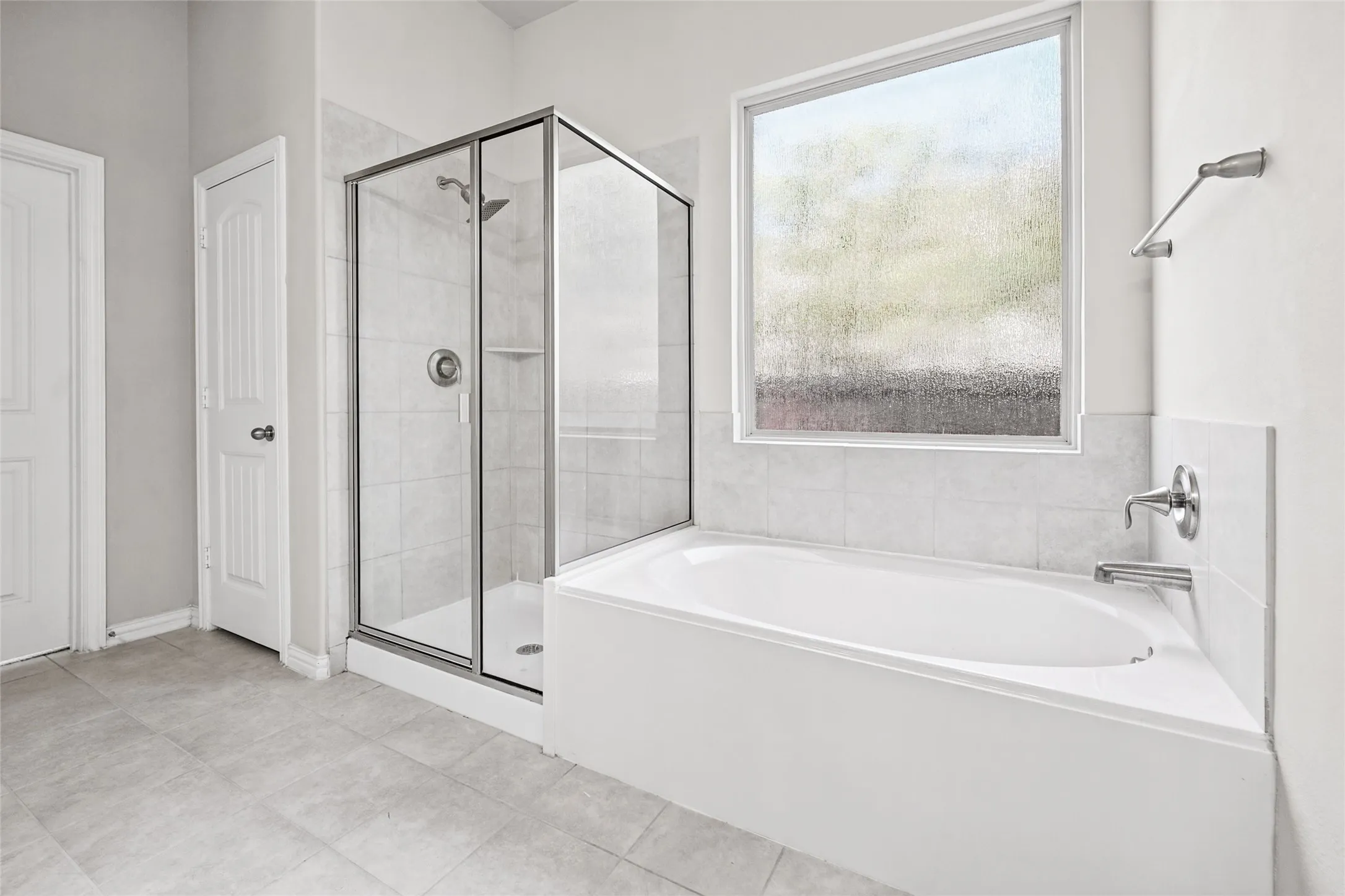 Single Family Residence For Sale in Denton County , 14629 Viking Lane, Fort Worth, Texas 76177, 4 Bedroom, 3 Bathroom, 2 Garage spaces, 3,007 Sqft, built in 2017, mls#21410031, Real Estate Agent in Fort Worth, Homes For Sale in Denton county, Homes For Sale in Fort Worth, Realtor in Fort Worth Texas, Real Estate Brokerage Independent Realty Texas, Luminita Cordes Realtor