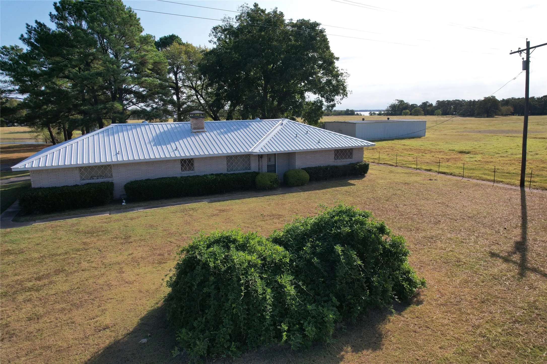 Farm For Sale in Wood County , 4790 N FM 17, Alba, Texas 75410, 3 Bedroom, 2 Bathroom, 2 Garage spaces, 1,645 Sqft, built in 1967, mls#21410009, Real Estate Agent in Alba, Homes For Sale in Wood county, Homes For Sale in Alba, Realtor in Alba Texas, Real Estate Brokerage Independent Realty Texas, Luminita Cordes Realtor