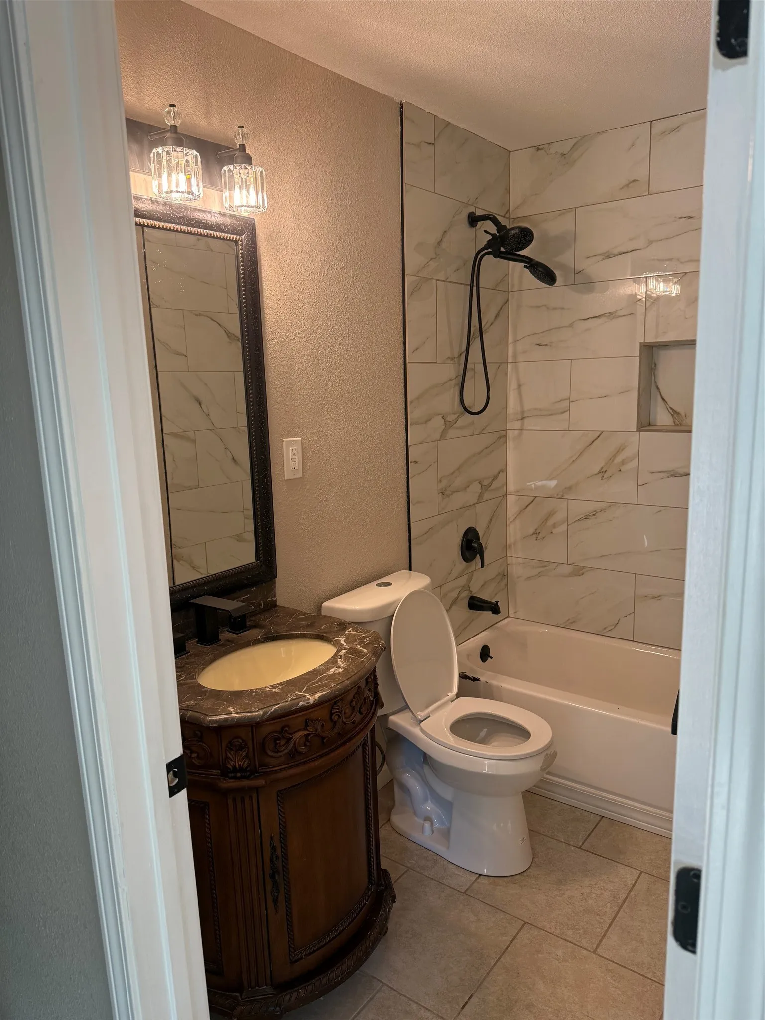 Single Family Residence For Sale in Mc Lennan County , 3932 Cumberland Avenue, Waco, Texas 76707, 3 Bedroom, 2 Bathroom, Garage spaces, 1,204 Sqft, built in 1950, mls#21394047, Real Estate Agent in Waco, Homes For Sale in Mc Lennan county, Homes For Sale in Waco, Realtor in Waco Texas, Real Estate Brokerage Independent Realty Texas, Luminita Cordes Realtor
