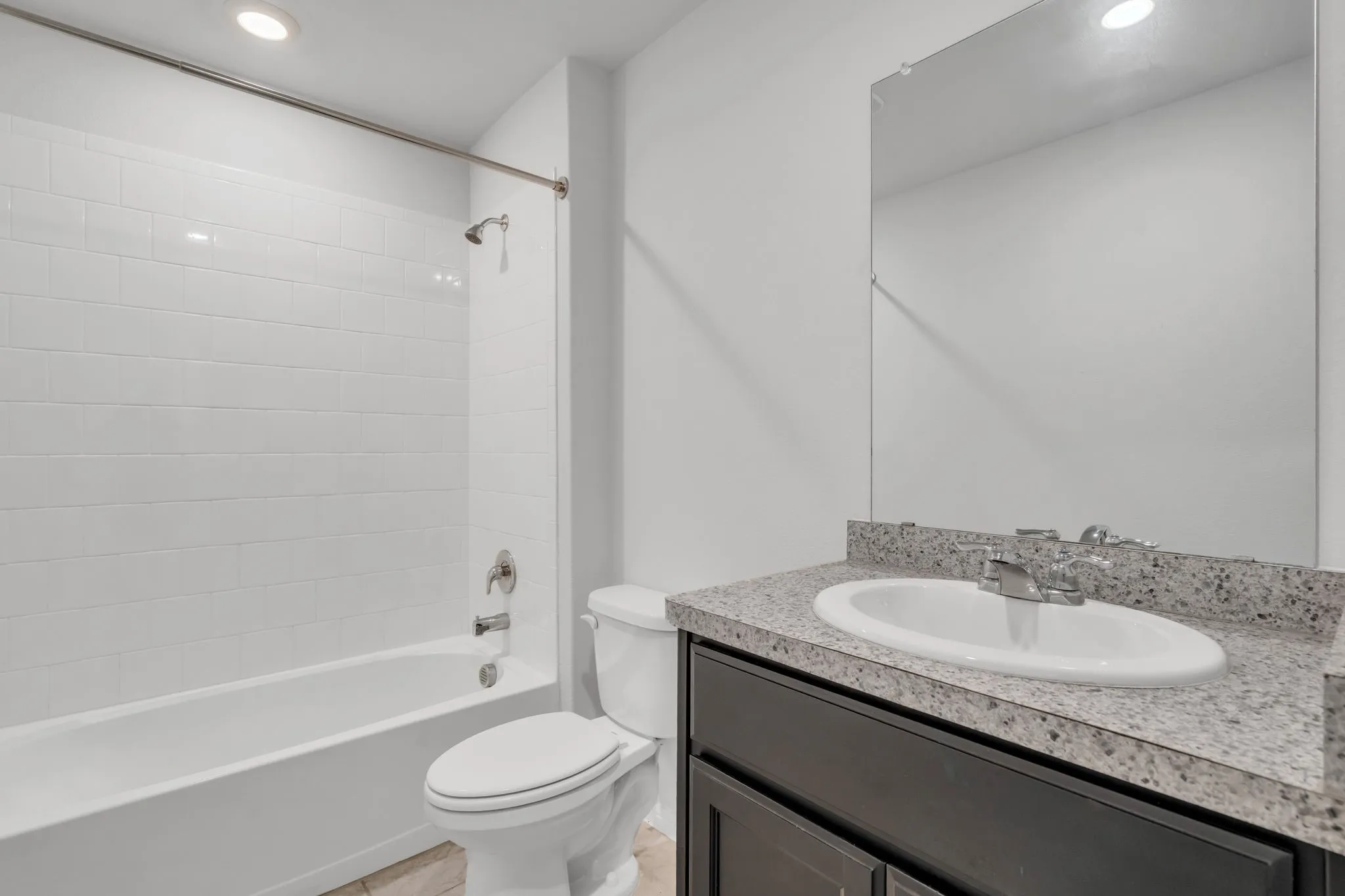 Single Family Residence For Rent in Denton County , 16617 Porterfield Lane, Justin, Texas 76247, 3 Bedroom, 2 Bathroom, 2 Garage spaces, 1,554 Sqft, built in 2022, mls#21410043, Real Estate Agent in Justin, Homes For Rent in Denton county, Homes For Rent in Justin, Realtor in Justin Texas, Real Estate Brokerage Independent Realty Texas, Luminita Cordes Realtor