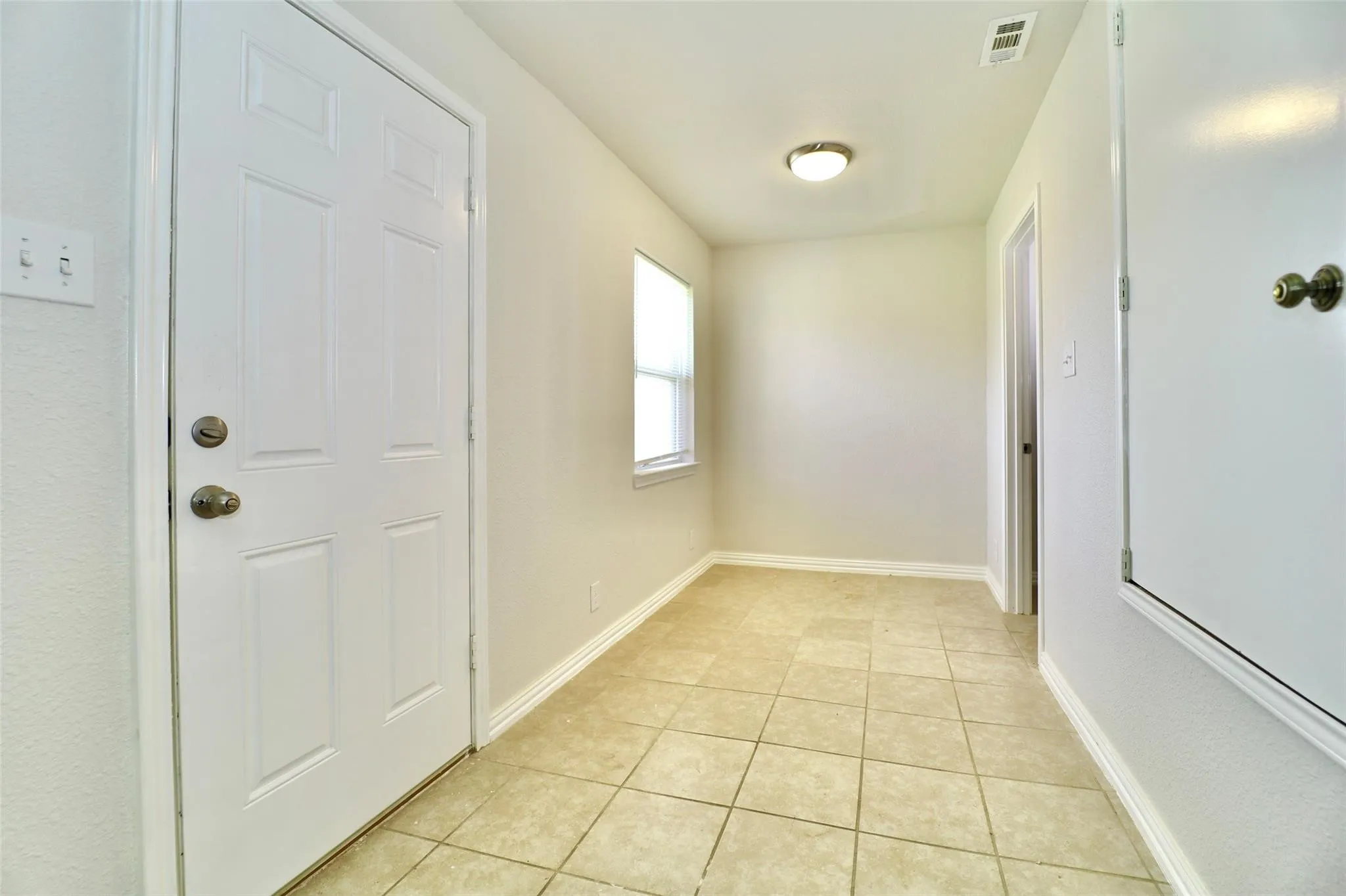Single Family Residence For Rent in Dallas County , 1526 Hillcrest Street, Mesquite, Texas 75149, 3 Bedroom, 1 Bathroom, 1 Garage spaces, 946 Sqft, built in 1955, mls#21410050, Real Estate Agent in Mesquite, Homes For Rent in Dallas county, Homes For Rent in Mesquite, Realtor in Mesquite Texas, Real Estate Brokerage Independent Realty Texas, Luminita Cordes Realtor