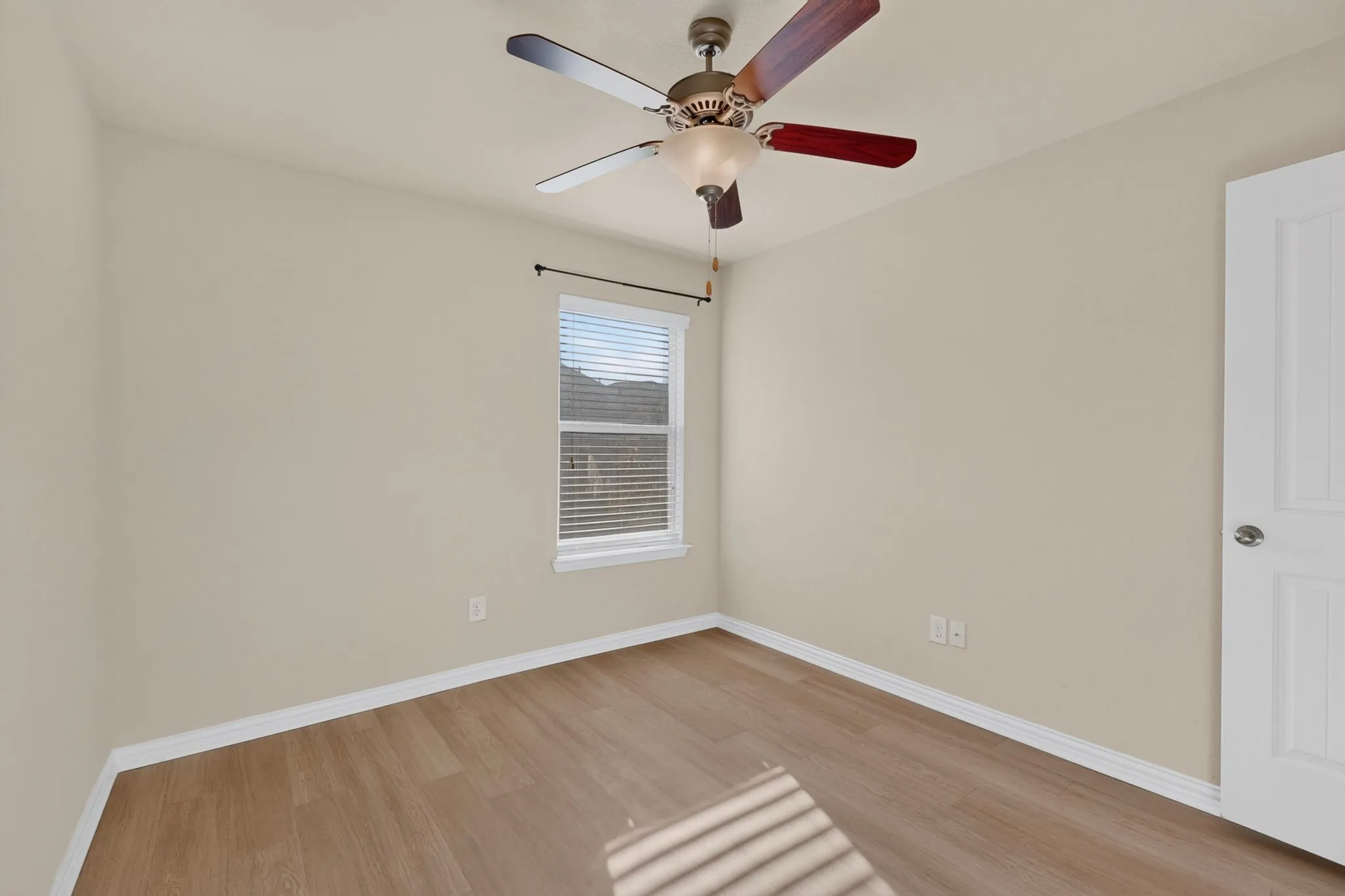 Single Family Residence For Rent in Johnson County , 1305 Hearthstone Drive, Burleson, Texas 76028, 4 Bedroom, 2 Bathroom, 2 Garage spaces, 2,080 Sqft, built in 2012, mls#21409212, Real Estate Agent in Burleson, Homes For Rent in Johnson county, Homes For Rent in Burleson, Realtor in Burleson Texas, Real Estate Brokerage Independent Realty Texas, Luminita Cordes Realtor