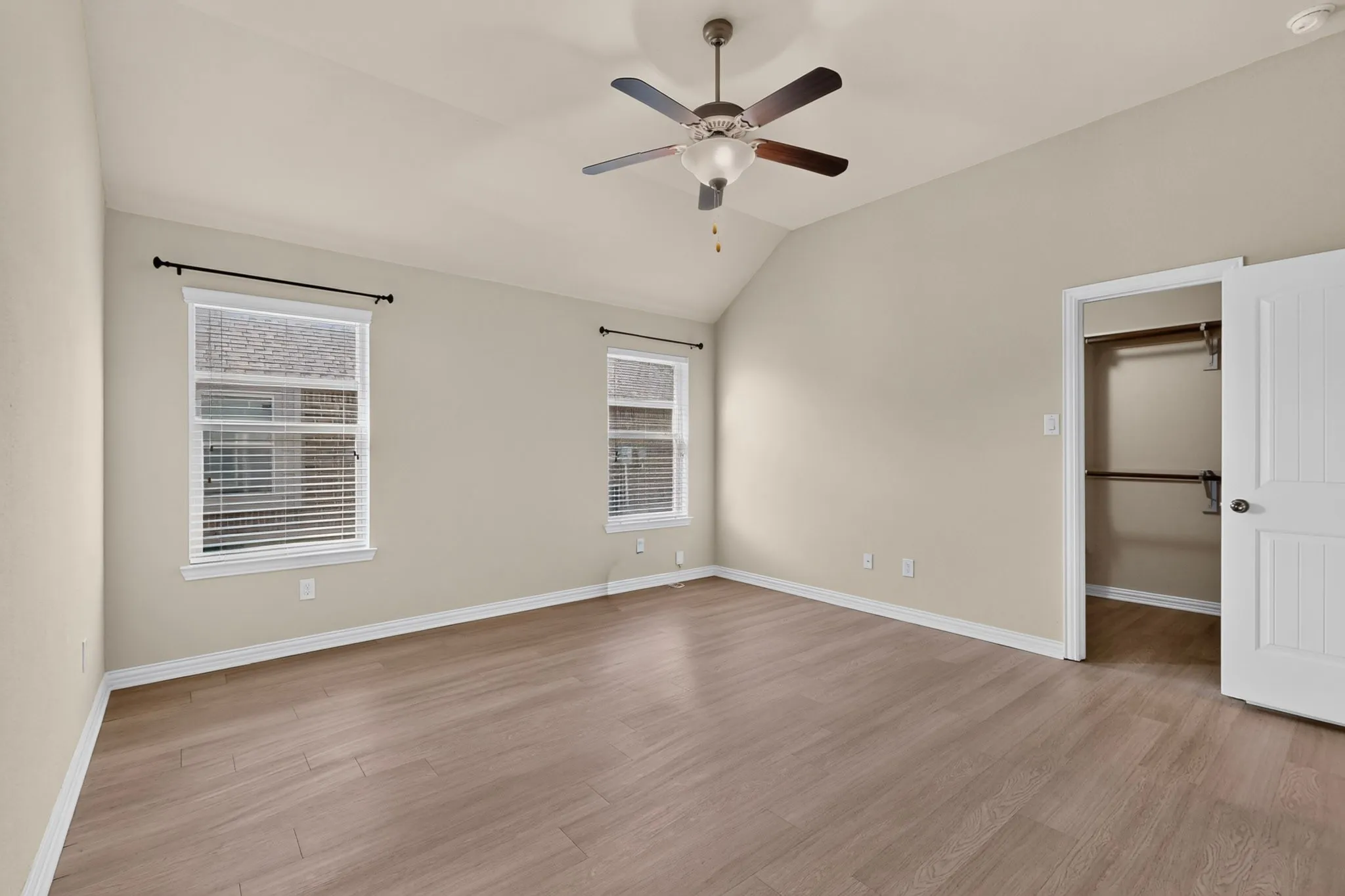 Single Family Residence For Rent in Johnson County , 1305 Hearthstone Drive, Burleson, Texas 76028, 4 Bedroom, 2 Bathroom, 2 Garage spaces, 2,080 Sqft, built in 2012, mls#21409212, Real Estate Agent in Burleson, Homes For Rent in Johnson county, Homes For Rent in Burleson, Realtor in Burleson Texas, Real Estate Brokerage Independent Realty Texas, Luminita Cordes Realtor