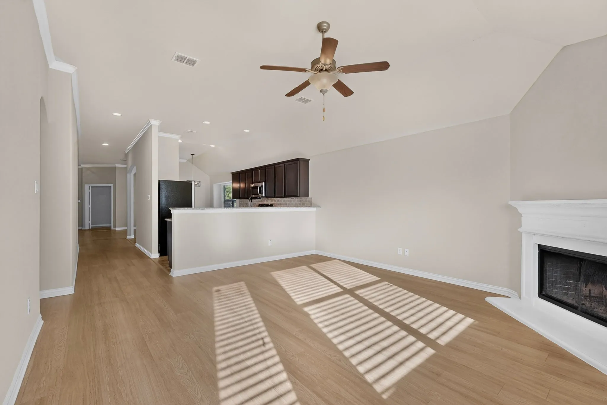 Single Family Residence For Rent in Johnson County , 1305 Hearthstone Drive, Burleson, Texas 76028, 4 Bedroom, 2 Bathroom, 2 Garage spaces, 2,080 Sqft, built in 2012, mls#21409212, Real Estate Agent in Burleson, Homes For Rent in Johnson county, Homes For Rent in Burleson, Realtor in Burleson Texas, Real Estate Brokerage Independent Realty Texas, Luminita Cordes Realtor