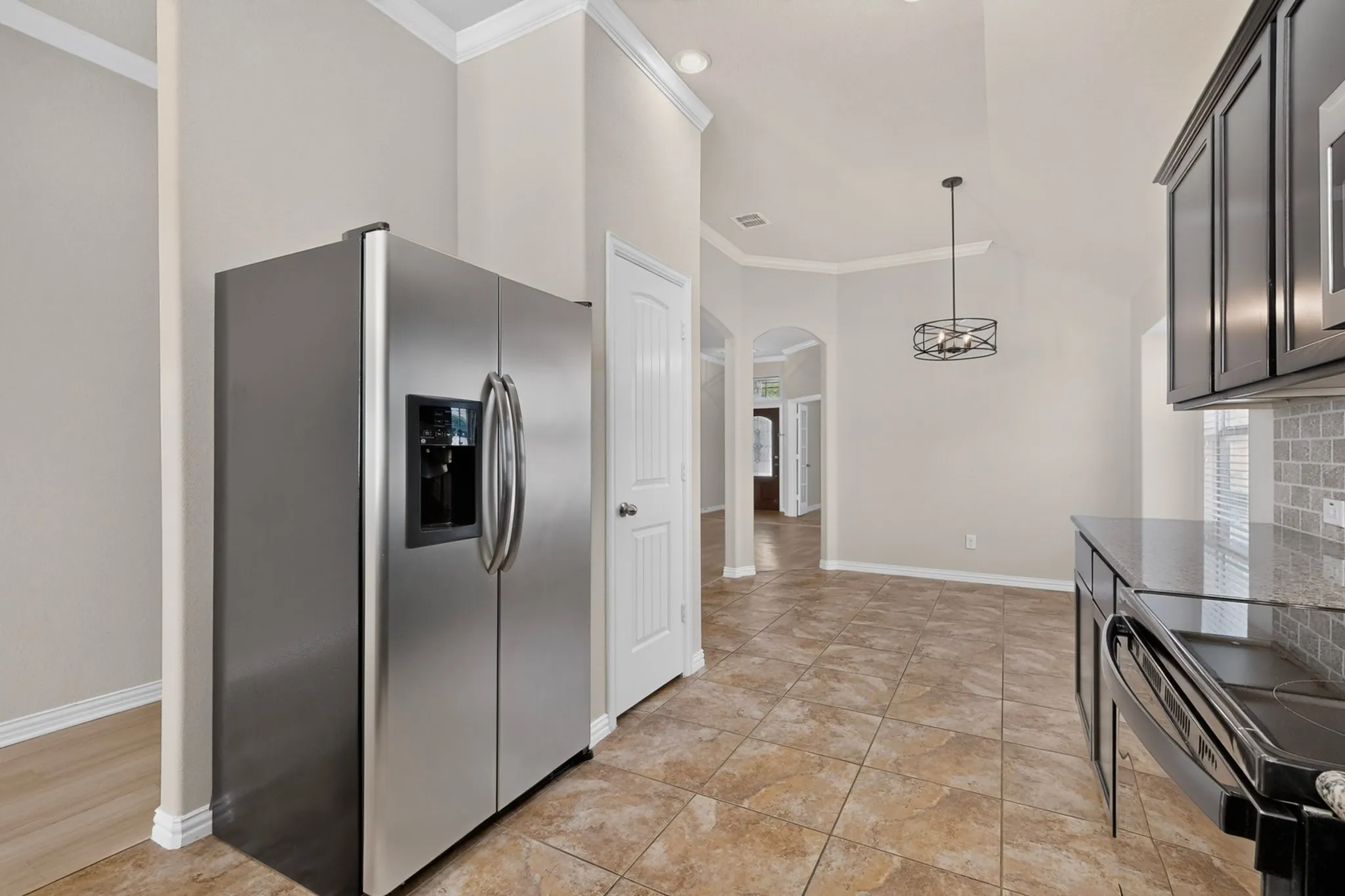 Single Family Residence For Rent in Johnson County , 1305 Hearthstone Drive, Burleson, Texas 76028, 4 Bedroom, 2 Bathroom, 2 Garage spaces, 2,080 Sqft, built in 2012, mls#21409212, Real Estate Agent in Burleson, Homes For Rent in Johnson county, Homes For Rent in Burleson, Realtor in Burleson Texas, Real Estate Brokerage Independent Realty Texas, Luminita Cordes Realtor