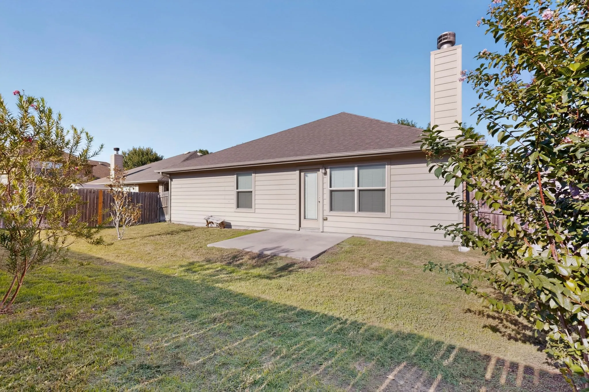 Single Family Residence For Rent in Johnson County , 1305 Hearthstone Drive, Burleson, Texas 76028, 4 Bedroom, 2 Bathroom, 2 Garage spaces, 2,080 Sqft, built in 2012, mls#21409212, Real Estate Agent in Burleson, Homes For Rent in Johnson county, Homes For Rent in Burleson, Realtor in Burleson Texas, Real Estate Brokerage Independent Realty Texas, Luminita Cordes Realtor