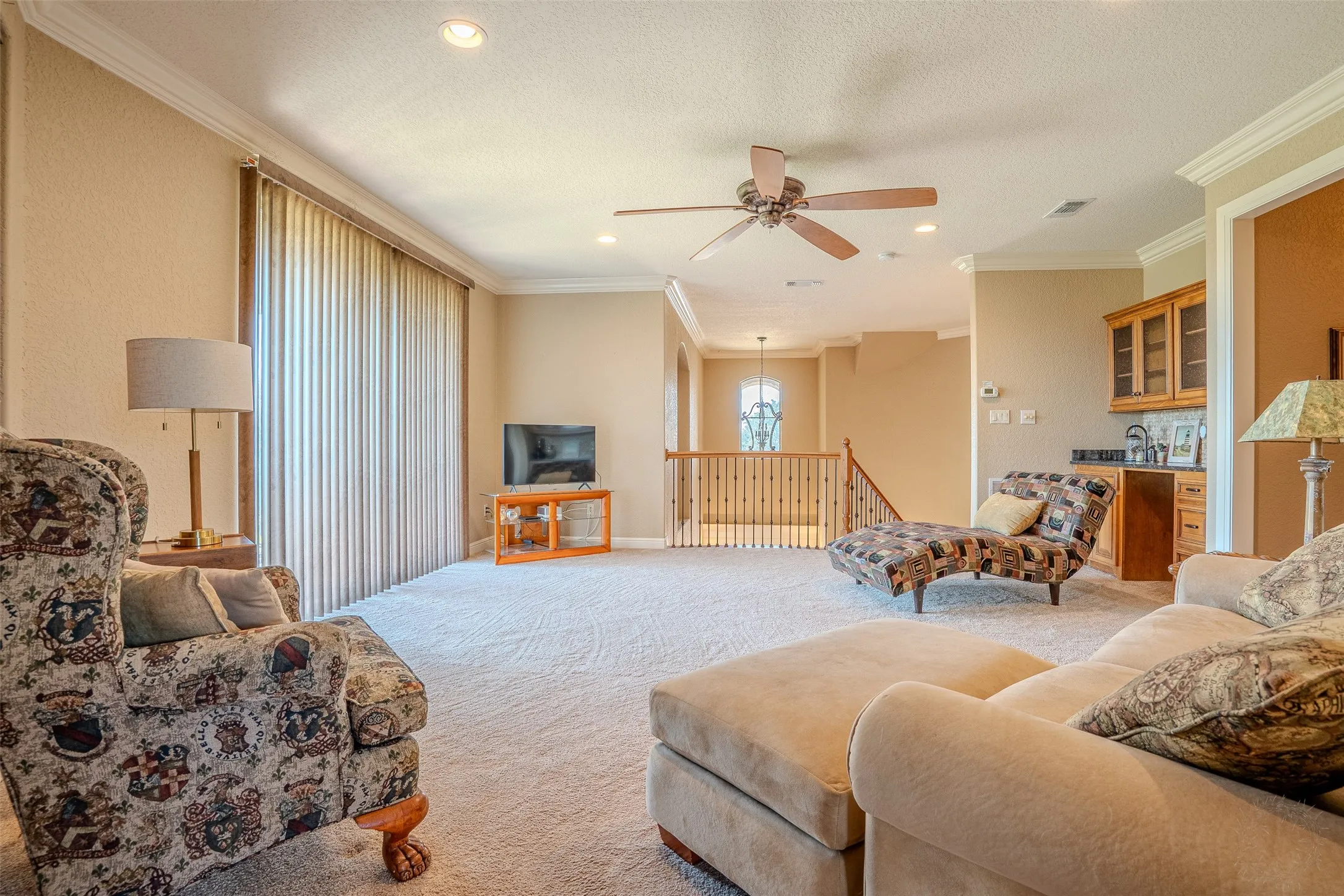 Single Family Residence For Sale in Hood County , 1903 Harbor Lakes Drive, Granbury, Texas 76048, 4 Bedroom, 3 Bathroom, 3 Garage spaces, 3,762 Sqft, built in 2008, mls#21409946, Real Estate Agent in Granbury, Homes For Sale in Hood county, Homes For Sale in Granbury, Realtor in Granbury Texas, Real Estate Brokerage Independent Realty Texas, Luminita Cordes Realtor