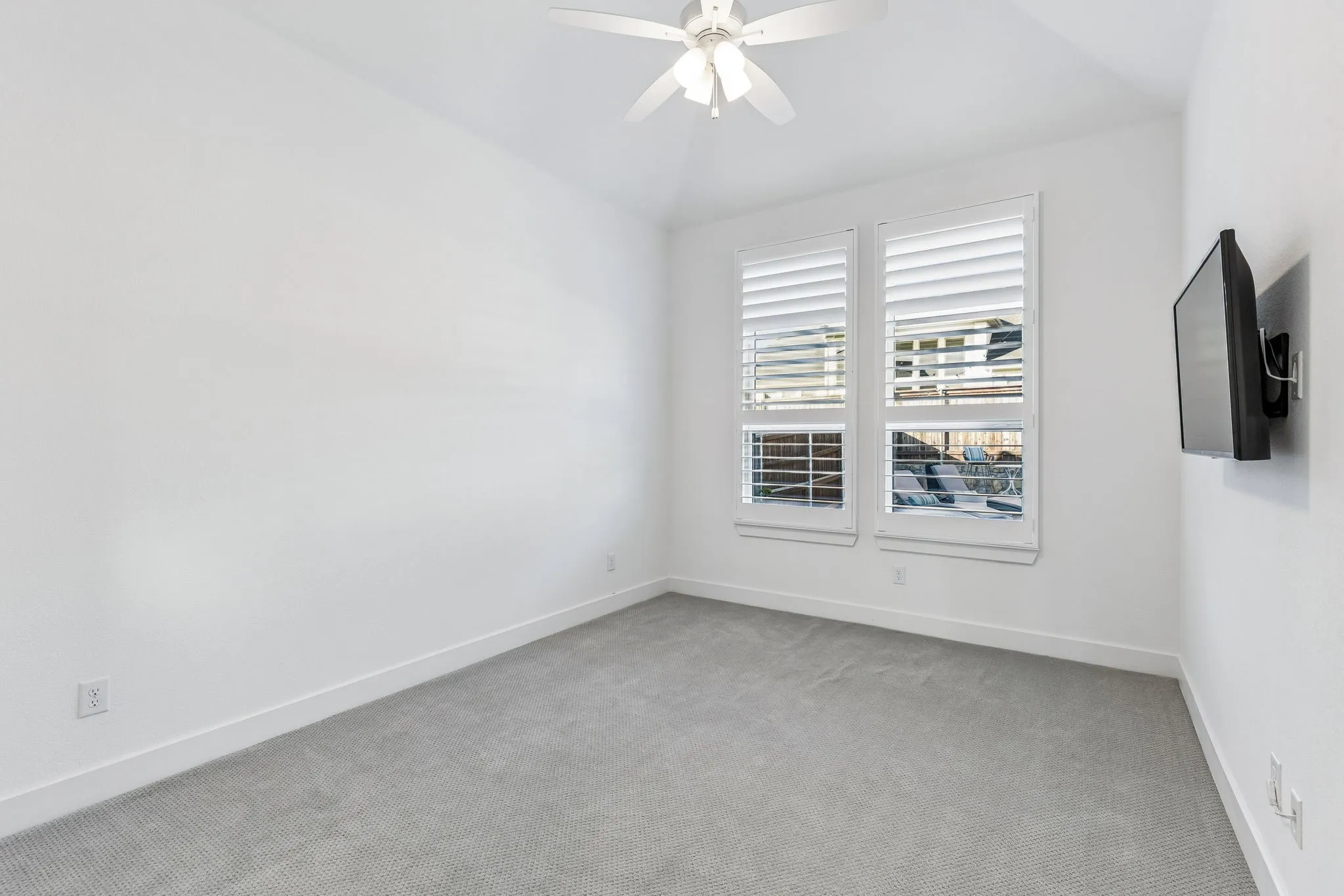 Single Family Residence For Sale in Rockwall County , 2226 Randas Way, Rockwall, Texas 75087, 4 Bedroom, 5 Bathroom, 3 Garage spaces, 4,054 Sqft, built in 2021, mls#21398201, Real Estate Agent in Rockwall, Homes For Sale in Rockwall county, Homes For Sale in Rockwall, Realtor in Rockwall Texas, Real Estate Brokerage Independent Realty Texas, Luminita Cordes Realtor