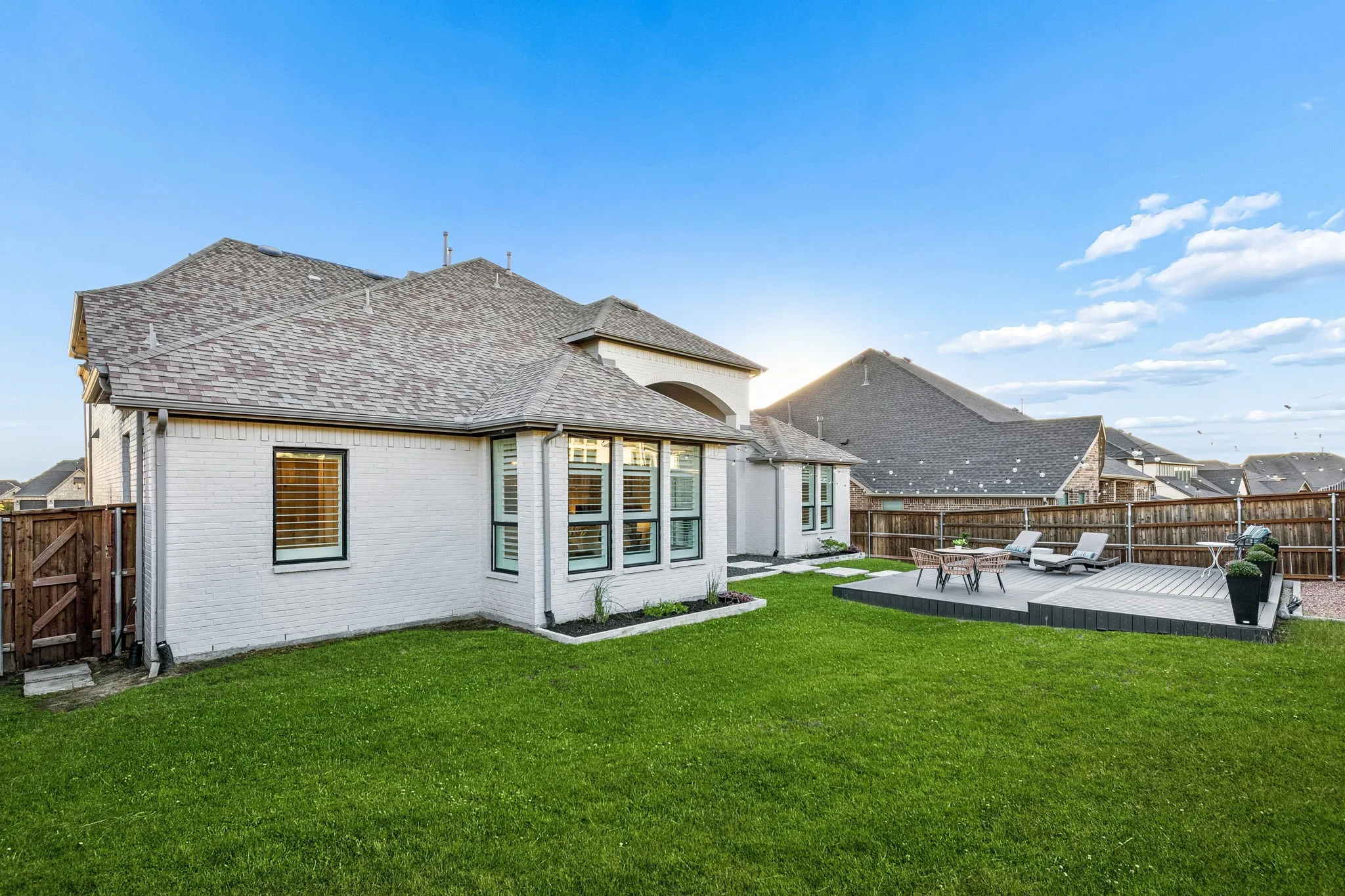 Single Family Residence For Sale in Rockwall County , 2226 Randas Way, Rockwall, Texas 75087, 4 Bedroom, 5 Bathroom, 3 Garage spaces, 4,054 Sqft, built in 2021, mls#21398201, Real Estate Agent in Rockwall, Homes For Sale in Rockwall county, Homes For Sale in Rockwall, Realtor in Rockwall Texas, Real Estate Brokerage Independent Realty Texas, Luminita Cordes Realtor