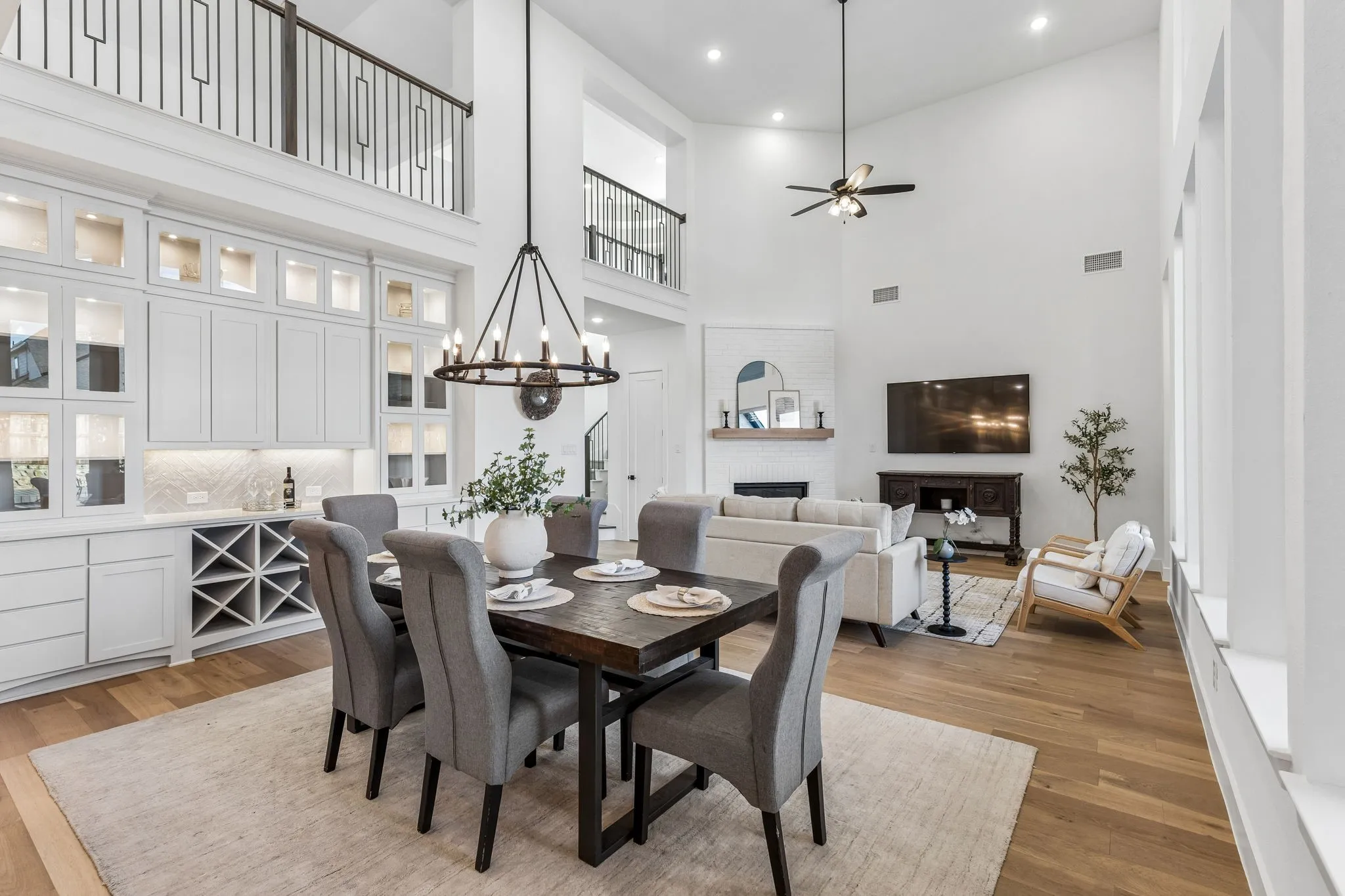 Single Family Residence For Sale in Rockwall County , 2226 Randas Way, Rockwall, Texas 75087, 4 Bedroom, 5 Bathroom, 3 Garage spaces, 4,054 Sqft, built in 2021, mls#21398201, Real Estate Agent in Rockwall, Homes For Sale in Rockwall county, Homes For Sale in Rockwall, Realtor in Rockwall Texas, Real Estate Brokerage Independent Realty Texas, Luminita Cordes Realtor