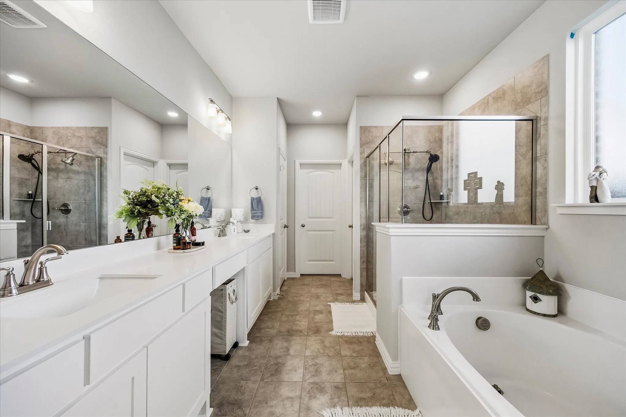 Single Family Residence For Sale in Hunt County , 205 Pilot Drive, Caddo Mills, Texas 75135, 4 Bedroom, 3 Bathroom, 3 Garage spaces, 2,669 Sqft, built in 2024, mls#21409981, Real Estate Agent in Caddo Mills, Homes For Sale in Hunt county, Homes For Sale in Caddo Mills, Realtor in Caddo Mills Texas, Real Estate Brokerage Independent Realty Texas, Luminita Cordes Realtor