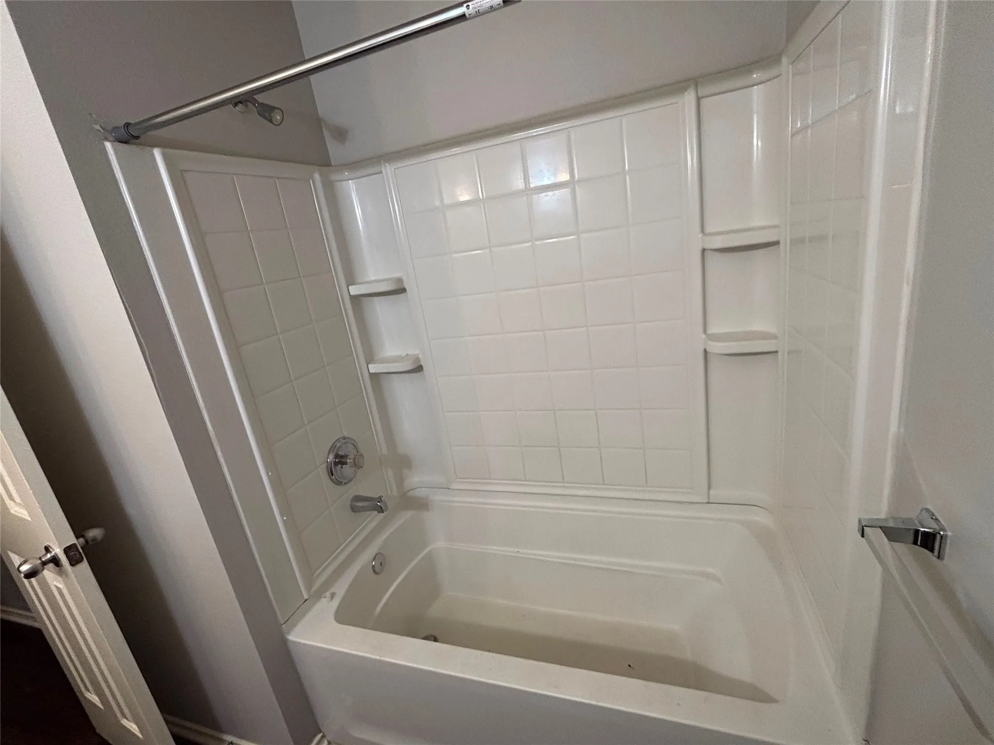 Single Family Residence For Sale in Dallas County , 2733 Ingram Circle, Mesquite, Texas 75181, 4 Bedroom, 2 Bathroom, 2 Garage spaces, 1,944 Sqft, built in 2005, mls#21410070, Real Estate Agent in Mesquite, Homes For Sale in Dallas county, Homes For Sale in Mesquite, Realtor in Mesquite Texas, Real Estate Brokerage Independent Realty Texas, Luminita Cordes Realtor