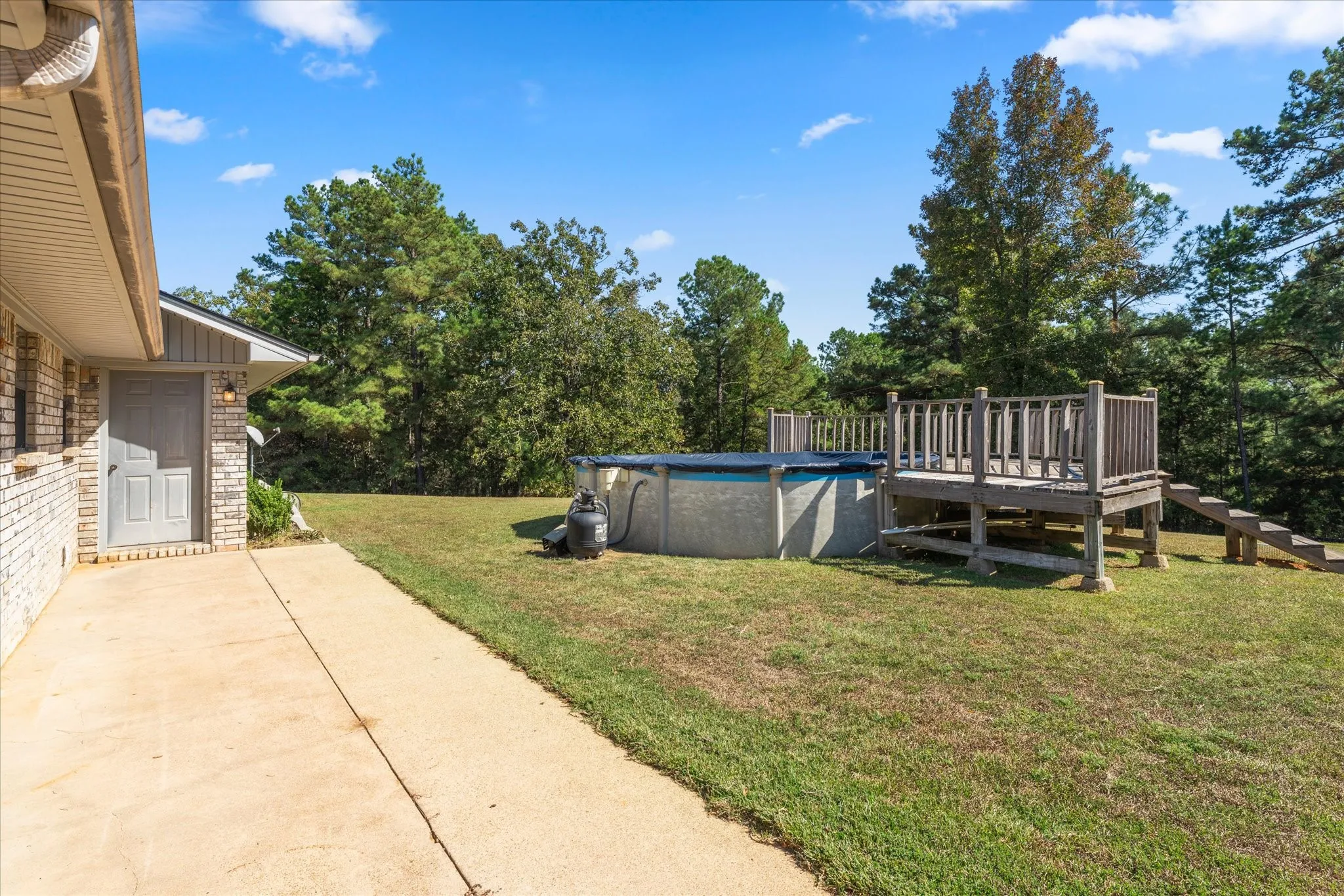Single Family Residence For Sale in Cass County , 1070 County Road 3772, Queen City, Texas 75572, 4 Bedroom, 3 Bathroom, Garage spaces, 3,137 Sqft, built in 1986, mls#21409549, Real Estate Agent in Queen City, Homes For Sale in Cass county, Homes For Sale in Queen City, Realtor in Queen City Texas, Real Estate Brokerage Independent Realty Texas, Luminita Cordes Realtor