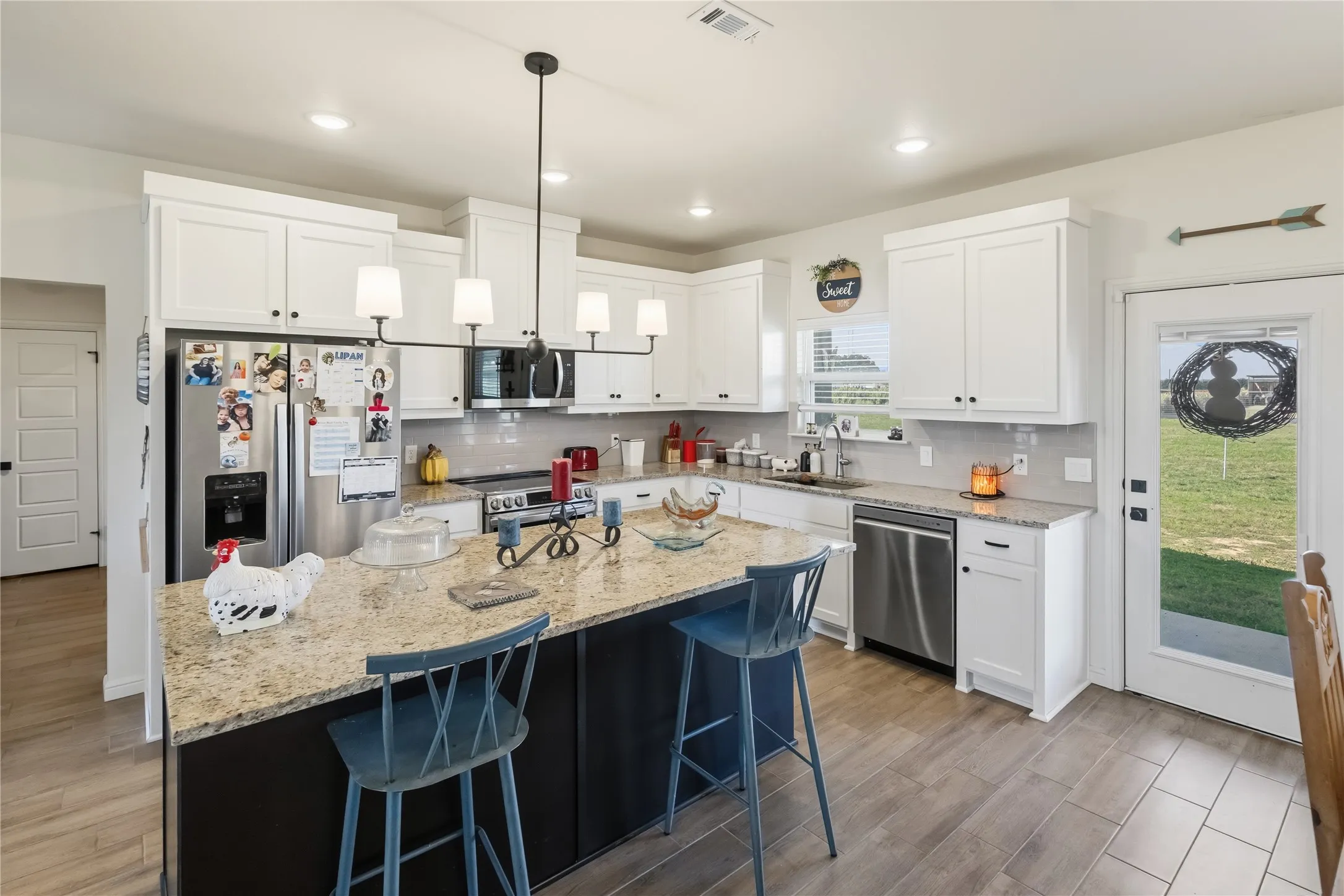 Single Family Residence For Sale in Hood County , 232 Yawney Drive, Lipan, Texas 76464, 3 Bedroom, 2 Bathroom, 2 Garage spaces, 1,533 Sqft, built in 2024, mls#21410084, Real Estate Agent in Lipan, Homes For Sale in Hood county, Homes For Sale in Lipan, Realtor in Lipan Texas, Real Estate Brokerage Independent Realty Texas, Luminita Cordes Realtor