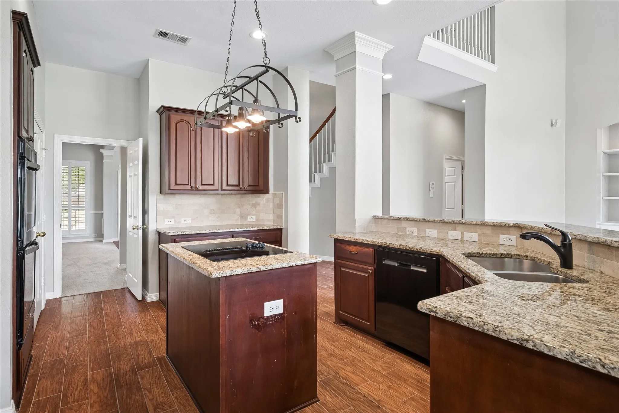 Single Family Residence For Sale in Collin County , 5104 Arbor Hollow Drive, Mc Kinney, Texas 75072, 4 Bedroom, 4 Bathroom, 3 Garage spaces, 3,368 Sqft, built in 1999, mls#21409850, Real Estate Agent in Mc Kinney, Homes For Sale in Collin county, Homes For Sale in Mc Kinney, Realtor in Mc Kinney Texas, Real Estate Brokerage Independent Realty Texas, Luminita Cordes Realtor