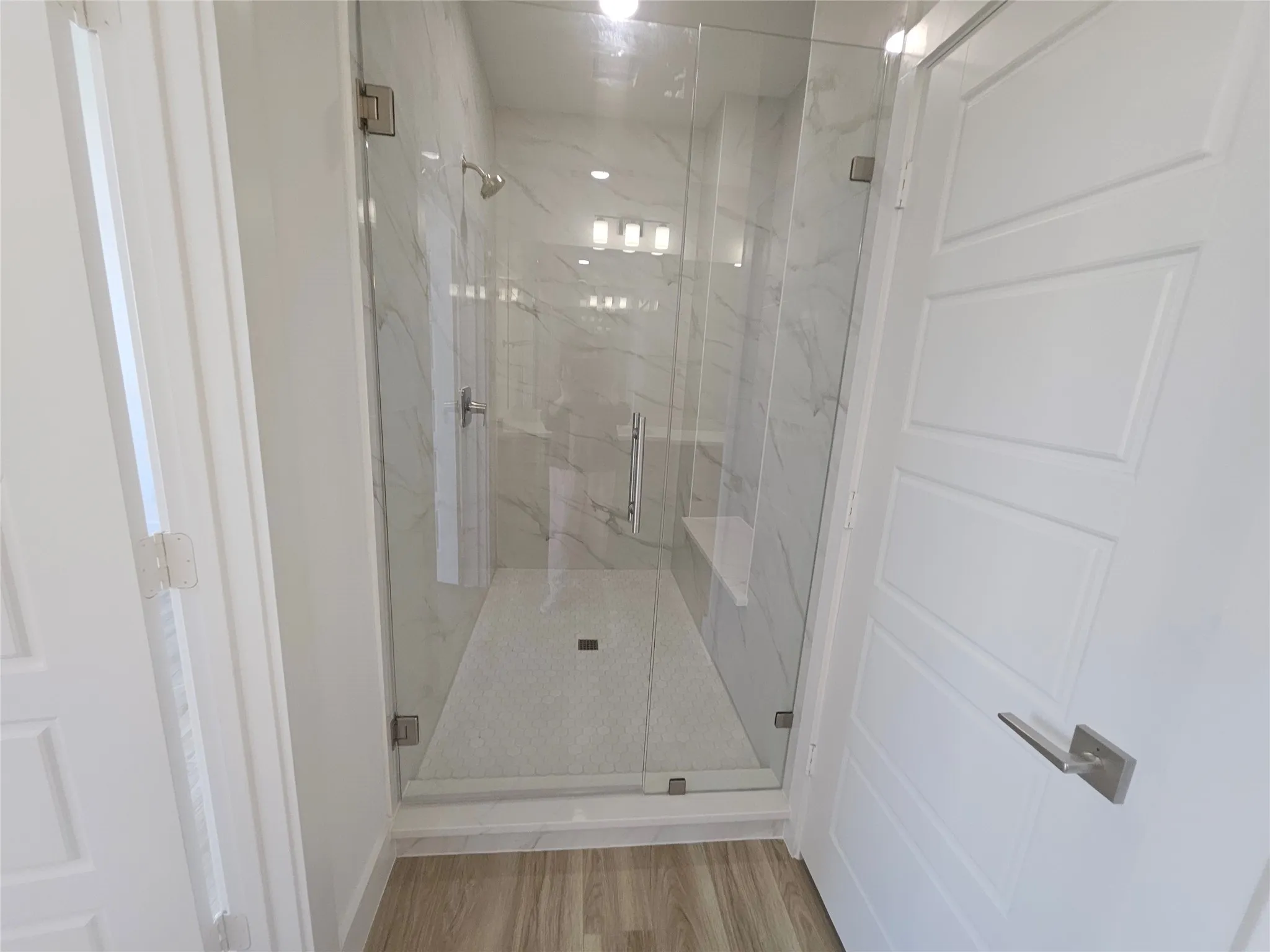 Duplex For Rent in Dallas County , 5603 Wayside Drive, Dallas, Texas 75235, 4 Bedroom, 1 Bathroom, 2 Garage spaces, 2,085 Sqft, built in 2026, mls#21410090, Real Estate Agent in Dallas, Homes For Rent in Dallas county, Homes For Rent in Dallas, Realtor in Dallas Texas, Real Estate Brokerage Independent Realty Texas, Luminita Cordes Realtor