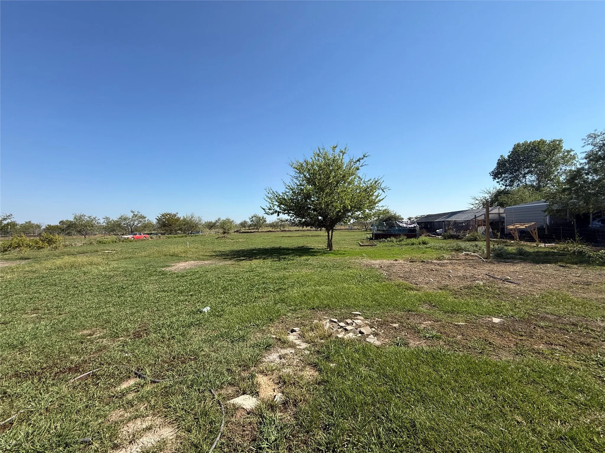 Manufactured Home For Sale in Kaufman County , 9066 Diamond Avenue, Kaufman, Texas 75142, 4 Bedroom, 2 Bathroom, Garage spaces, 2,016 Sqft, built in 2001, mls#21409853, Real Estate Agent in Kaufman, Homes For Sale in Kaufman county, Homes For Sale in Kaufman, Realtor in Kaufman Texas, Real Estate Brokerage Independent Realty Texas, Luminita Cordes Realtor