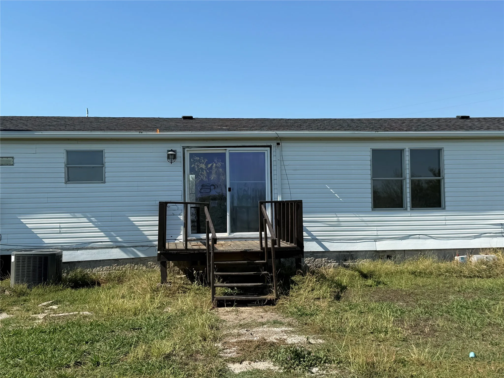 Manufactured Home For Sale in Kaufman County , 9066 Diamond Avenue, Kaufman, Texas 75142, 4 Bedroom, 2 Bathroom, Garage spaces, 2,016 Sqft, built in 2001, mls#21409853, Real Estate Agent in Kaufman, Homes For Sale in Kaufman county, Homes For Sale in Kaufman, Realtor in Kaufman Texas, Real Estate Brokerage Independent Realty Texas, Luminita Cordes Realtor