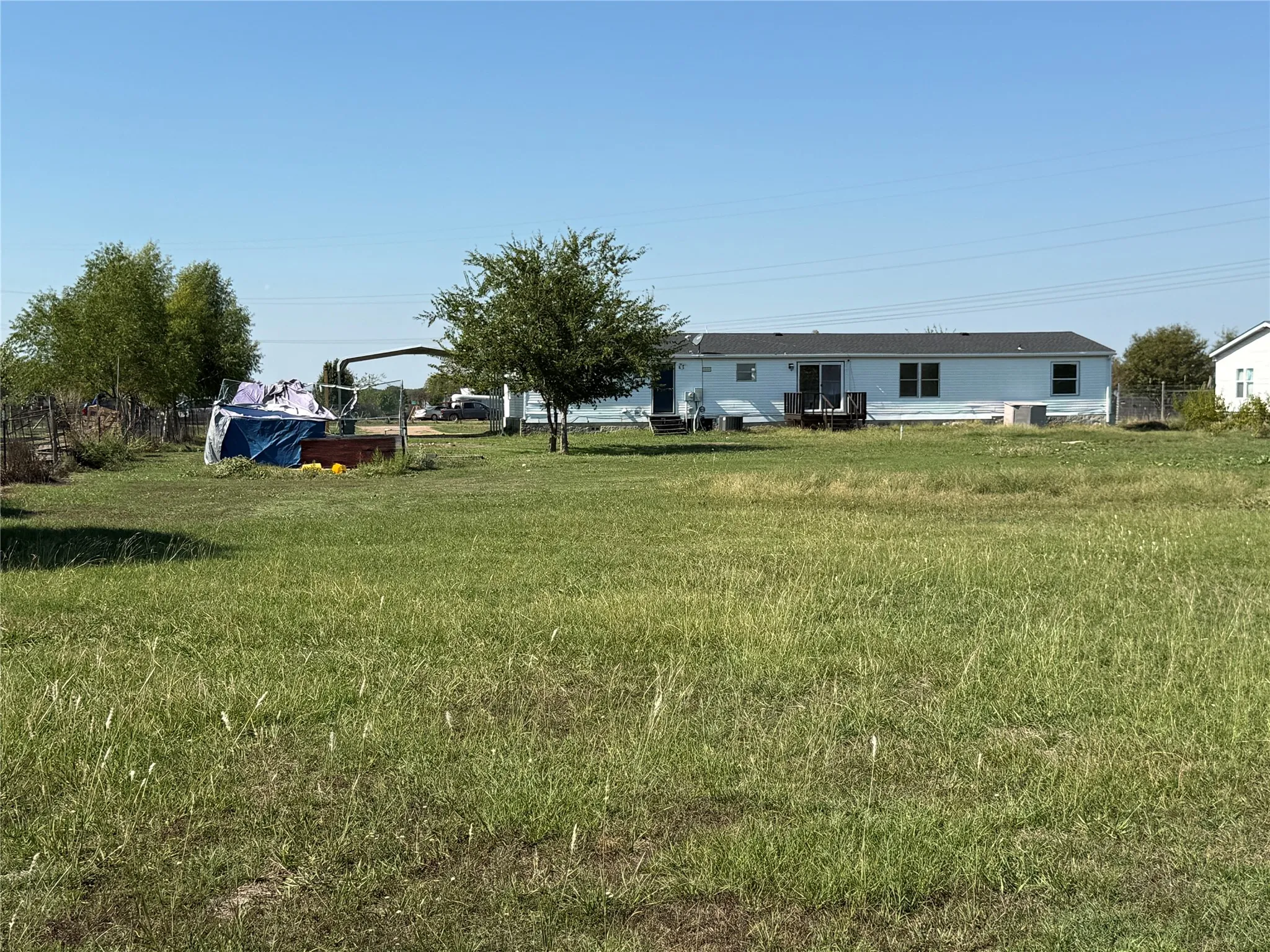 Manufactured Home For Sale in Kaufman County , 9066 Diamond Avenue, Kaufman, Texas 75142, 4 Bedroom, 2 Bathroom, Garage spaces, 2,016 Sqft, built in 2001, mls#21409853, Real Estate Agent in Kaufman, Homes For Sale in Kaufman county, Homes For Sale in Kaufman, Realtor in Kaufman Texas, Real Estate Brokerage Independent Realty Texas, Luminita Cordes Realtor