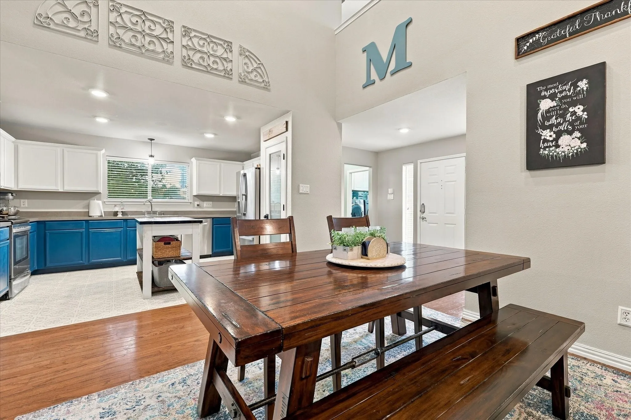 Single Family Residence For Sale in Denton County , 200 Ellicott Drive, Roanoke, Texas 76262, 4 Bedroom, 3 Bathroom, 2 Garage spaces, 2,482 Sqft, built in 2001, mls#21403584, Real Estate Agent in Roanoke, Homes For Sale in Denton county, Homes For Sale in Roanoke, Realtor in Roanoke Texas, Real Estate Brokerage Independent Realty Texas, Luminita Cordes Realtor
