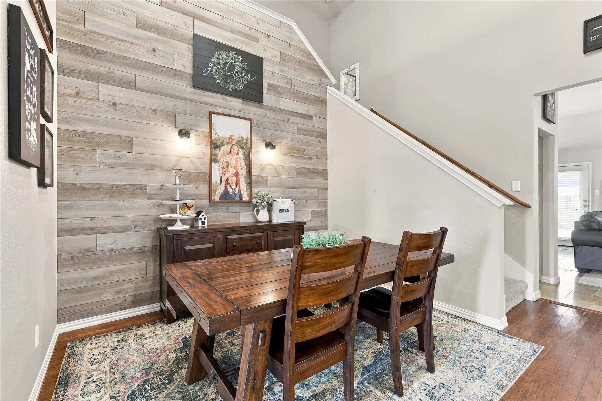 Single Family Residence For Sale in Denton County , 200 Ellicott Drive, Roanoke, Texas 76262, 4 Bedroom, 3 Bathroom, 2 Garage spaces, 2,482 Sqft, built in 2001, mls#21403584, Real Estate Agent in Roanoke, Homes For Sale in Denton county, Homes For Sale in Roanoke, Realtor in Roanoke Texas, Real Estate Brokerage Independent Realty Texas, Luminita Cordes Realtor