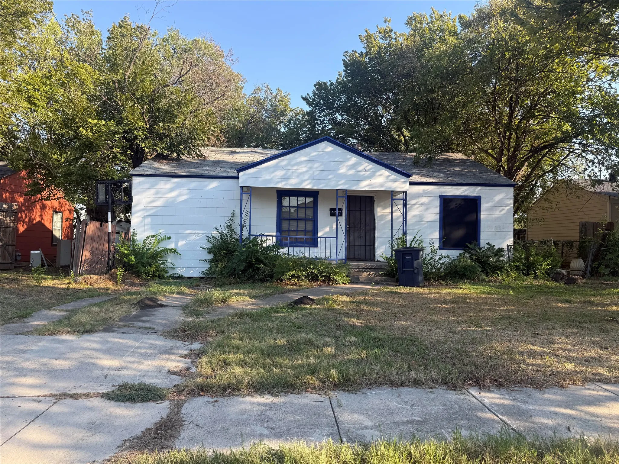 Single Family Residence For Sale