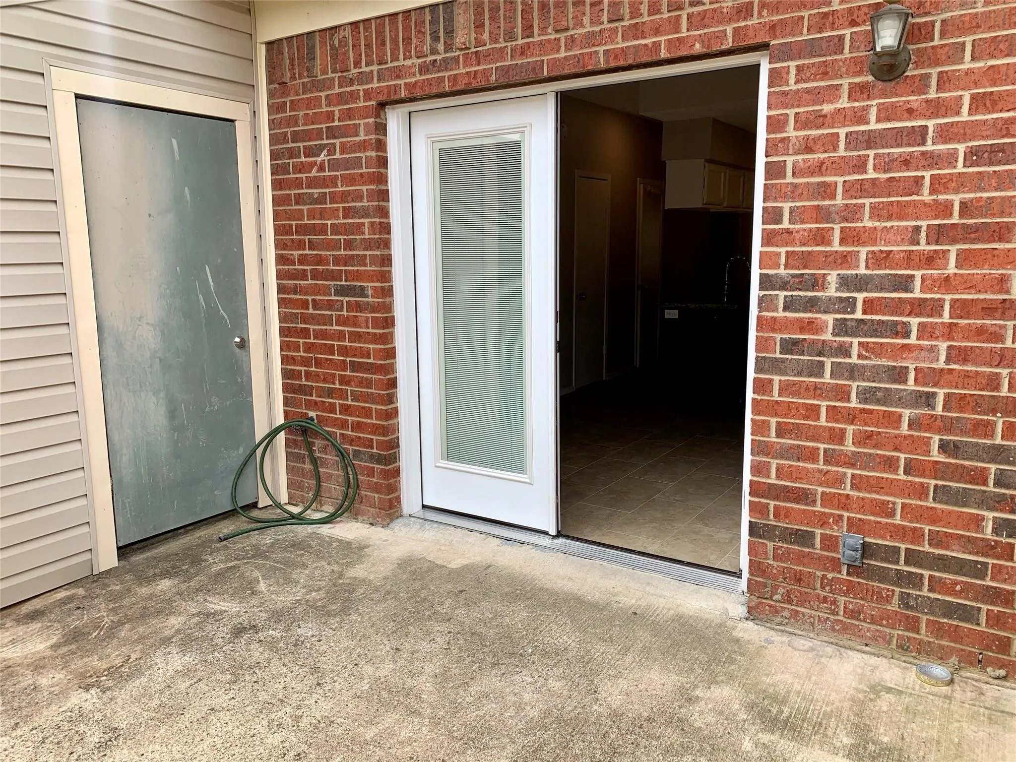 Condominium For Rent in Dallas County , 214 Samuel Boulevard 5, Coppell, Texas 75019, 2 Bedroom, 3 Bathroom, Garage spaces, 1,260 Sqft, built in 1984, mls#21410121, Real Estate Agent in Coppell, Homes For Rent in Dallas county, Homes For Rent in Coppell, Realtor in Coppell Texas, Real Estate Brokerage Independent Realty Texas, Luminita Cordes Realtor