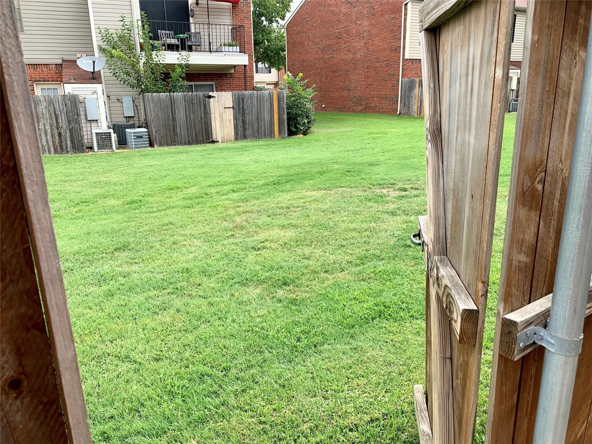 Condominium For Rent in Dallas County , 214 Samuel Boulevard 5, Coppell, Texas 75019, 2 Bedroom, 3 Bathroom, Garage spaces, 1,260 Sqft, built in 1984, mls#21410121, Real Estate Agent in Coppell, Homes For Rent in Dallas county, Homes For Rent in Coppell, Realtor in Coppell Texas, Real Estate Brokerage Independent Realty Texas, Luminita Cordes Realtor