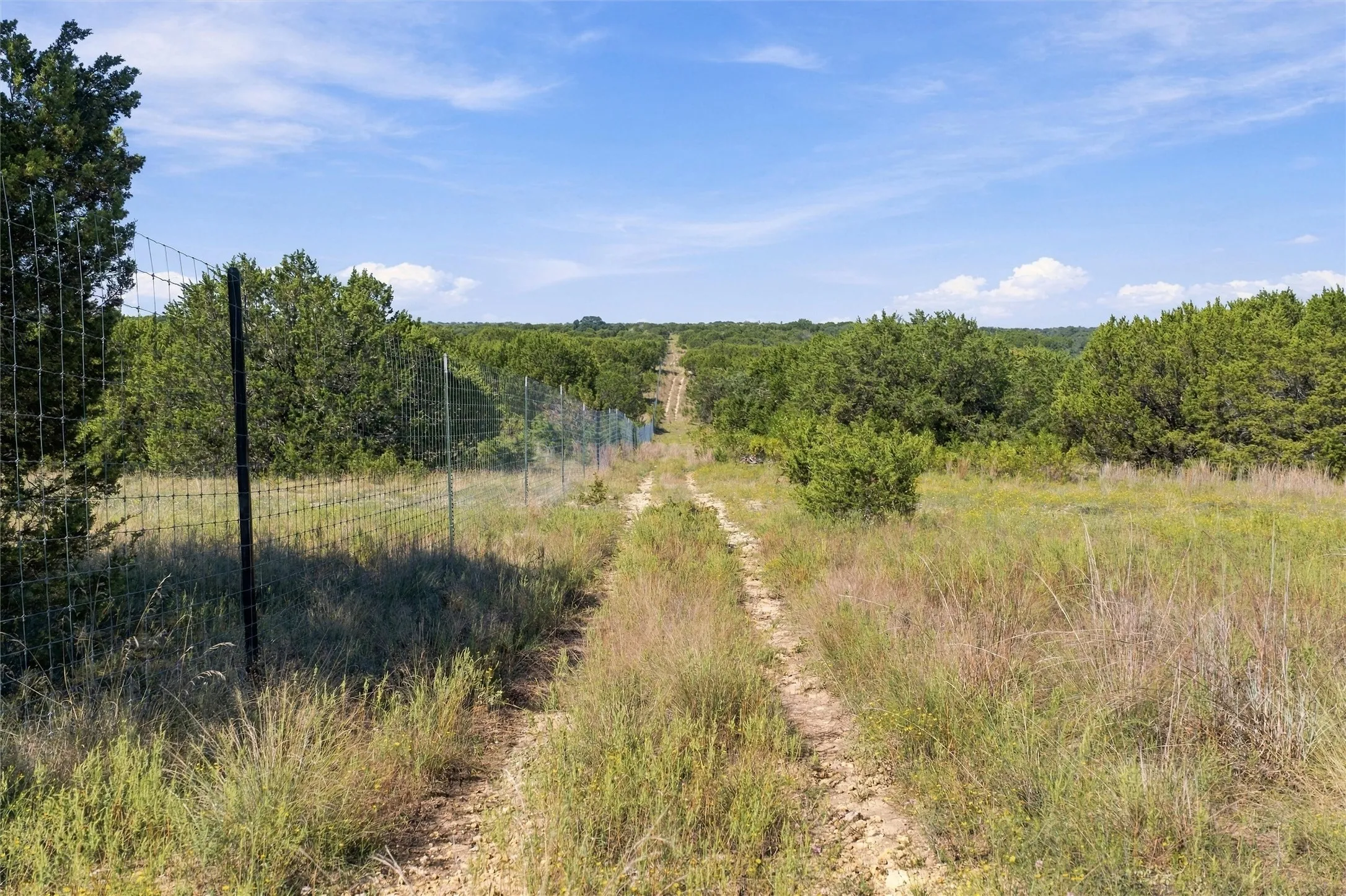 Farm For Sale in Hamilton County , 473 County Road 210, Hamilton, Texas 76531, 4 Bedroom, 3 Bathroom, 1 Garage spaces, 2,376 Sqft, built in 2025, mls#21410126, Real Estate Agent in Hamilton, Homes For Sale in Hamilton county, Homes For Sale in Hamilton, Realtor in Hamilton Texas, Real Estate Brokerage Independent Realty Texas, Luminita Cordes Realtor