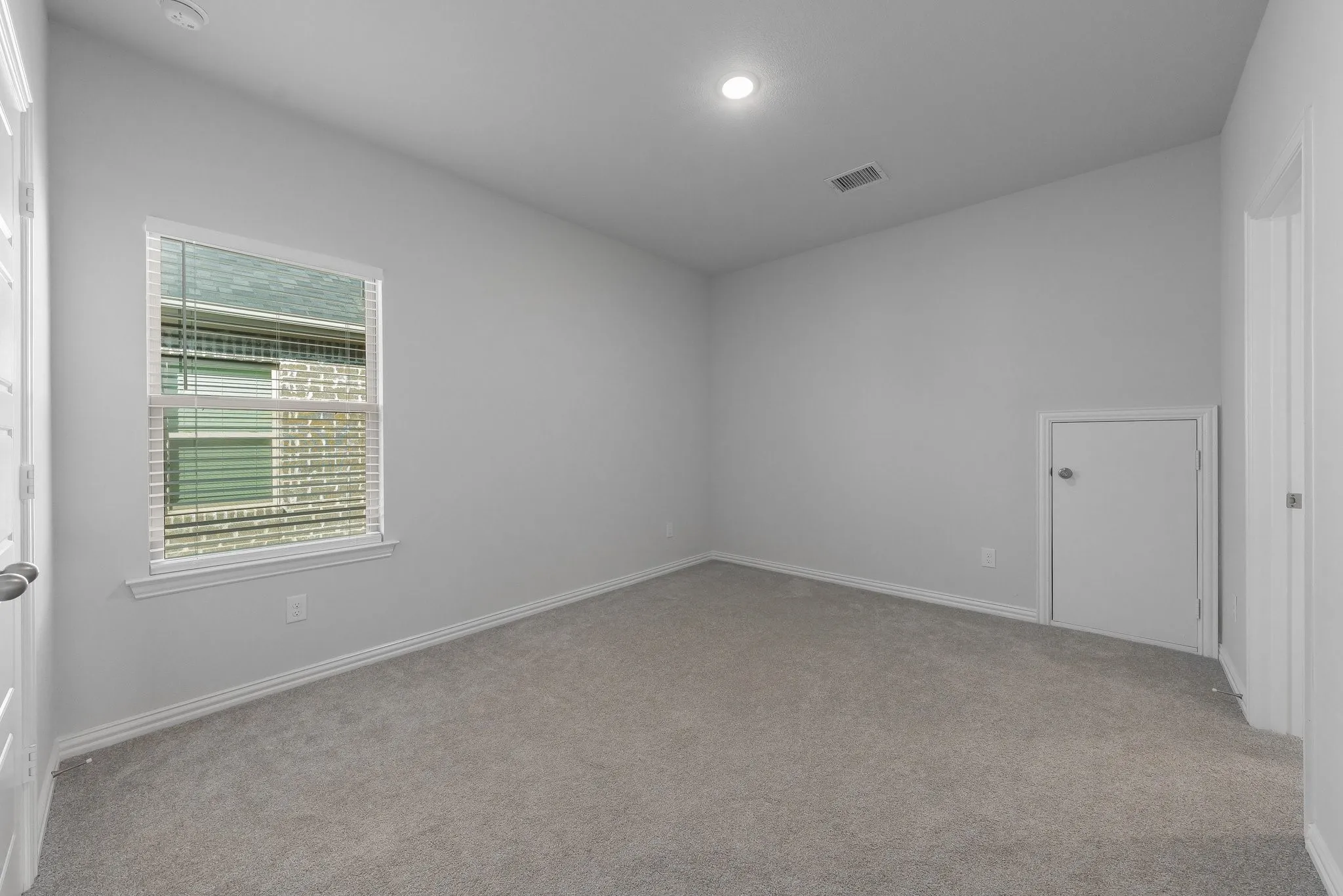 Single Family Residence For Sale in Denton County , 140 Ashbrook Street, Little Elm, Texas 75068, 4 Bedroom, 4 Bathroom, 2 Garage spaces, 2,677 Sqft, built in 2024, mls#21409896, Real Estate Agent in Little Elm, Homes For Sale in Denton county, Homes For Sale in Little Elm, Realtor in Little Elm Texas, Real Estate Brokerage Independent Realty Texas, Luminita Cordes Realtor