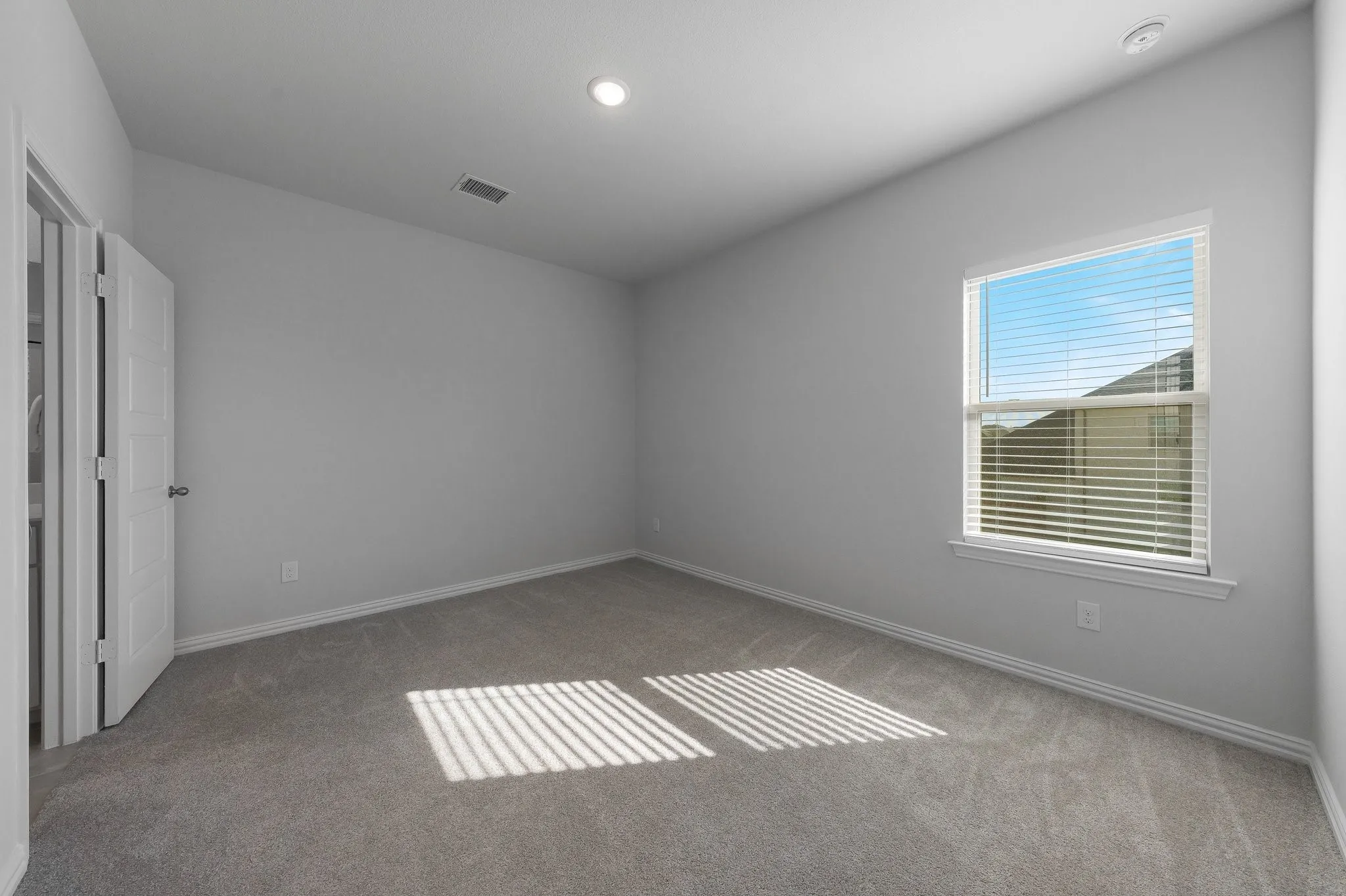 Single Family Residence For Sale in Denton County , 140 Ashbrook Street, Little Elm, Texas 75068, 4 Bedroom, 4 Bathroom, 2 Garage spaces, 2,677 Sqft, built in 2024, mls#21409896, Real Estate Agent in Little Elm, Homes For Sale in Denton county, Homes For Sale in Little Elm, Realtor in Little Elm Texas, Real Estate Brokerage Independent Realty Texas, Luminita Cordes Realtor