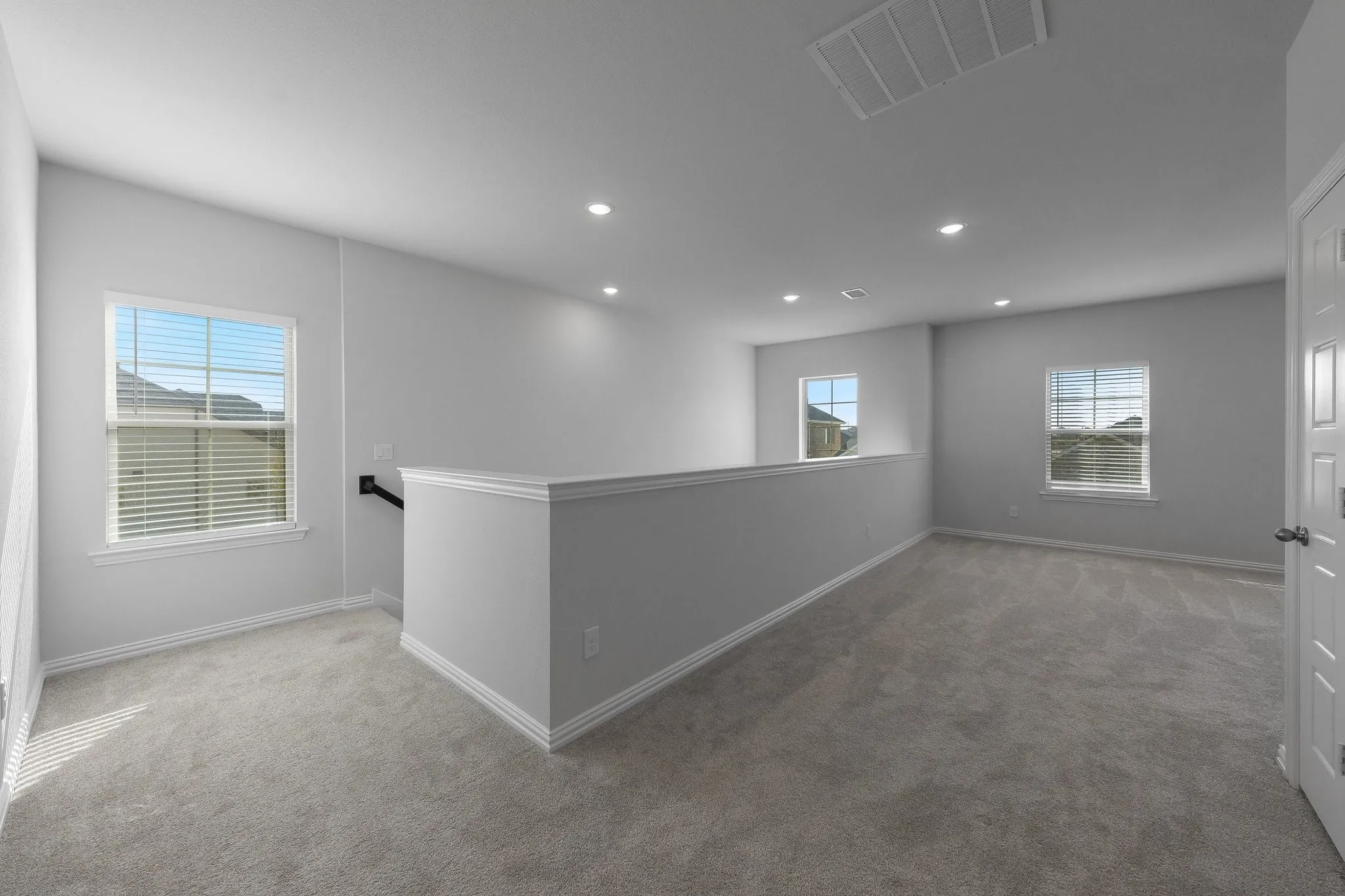 Single Family Residence For Sale in Denton County , 140 Ashbrook Street, Little Elm, Texas 75068, 4 Bedroom, 4 Bathroom, 2 Garage spaces, 2,677 Sqft, built in 2024, mls#21409896, Real Estate Agent in Little Elm, Homes For Sale in Denton county, Homes For Sale in Little Elm, Realtor in Little Elm Texas, Real Estate Brokerage Independent Realty Texas, Luminita Cordes Realtor