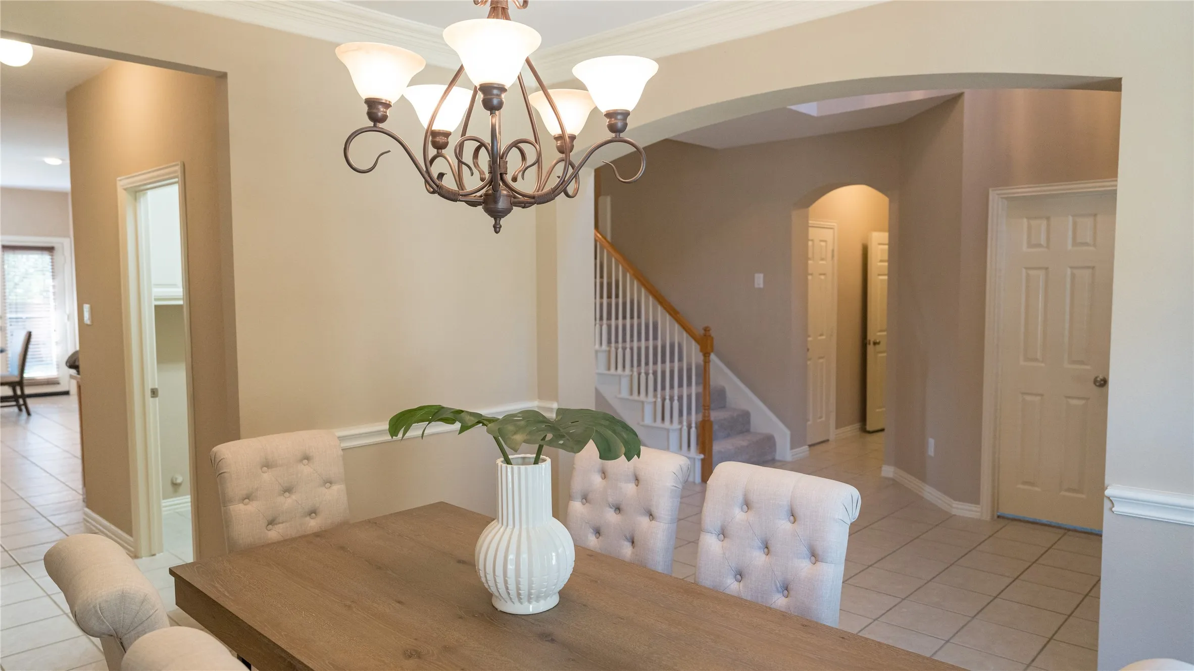 Single Family Residence For Sale in Tarrant County , 3612 Oliver Drive, Fort Worth, Texas 76244, 5 Bedroom, 3 Bathroom, 3 Garage spaces, 3,519 Sqft, built in 2003, mls#21398987, Real Estate Agent in Fort Worth, Homes For Sale in Tarrant county, Homes For Sale in Fort Worth, Realtor in Fort Worth Texas, Real Estate Brokerage Independent Realty Texas, Luminita Cordes Realtor