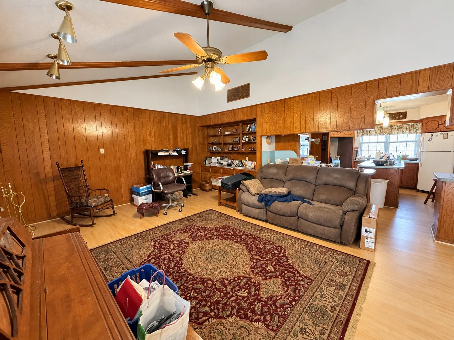 Single Family Residence For Sale in Denton County , 1105 Oak Drive, Flower Mound, Texas 75028, 2 Bedroom, 2 Bathroom, 2 Garage spaces, 1,796 Sqft, built in 1972, mls#21410106, Real Estate Agent in Flower Mound, Homes For Sale in Denton county, Homes For Sale in Flower Mound, Realtor in Flower Mound Texas, Real Estate Brokerage Independent Realty Texas, Luminita Cordes Realtor