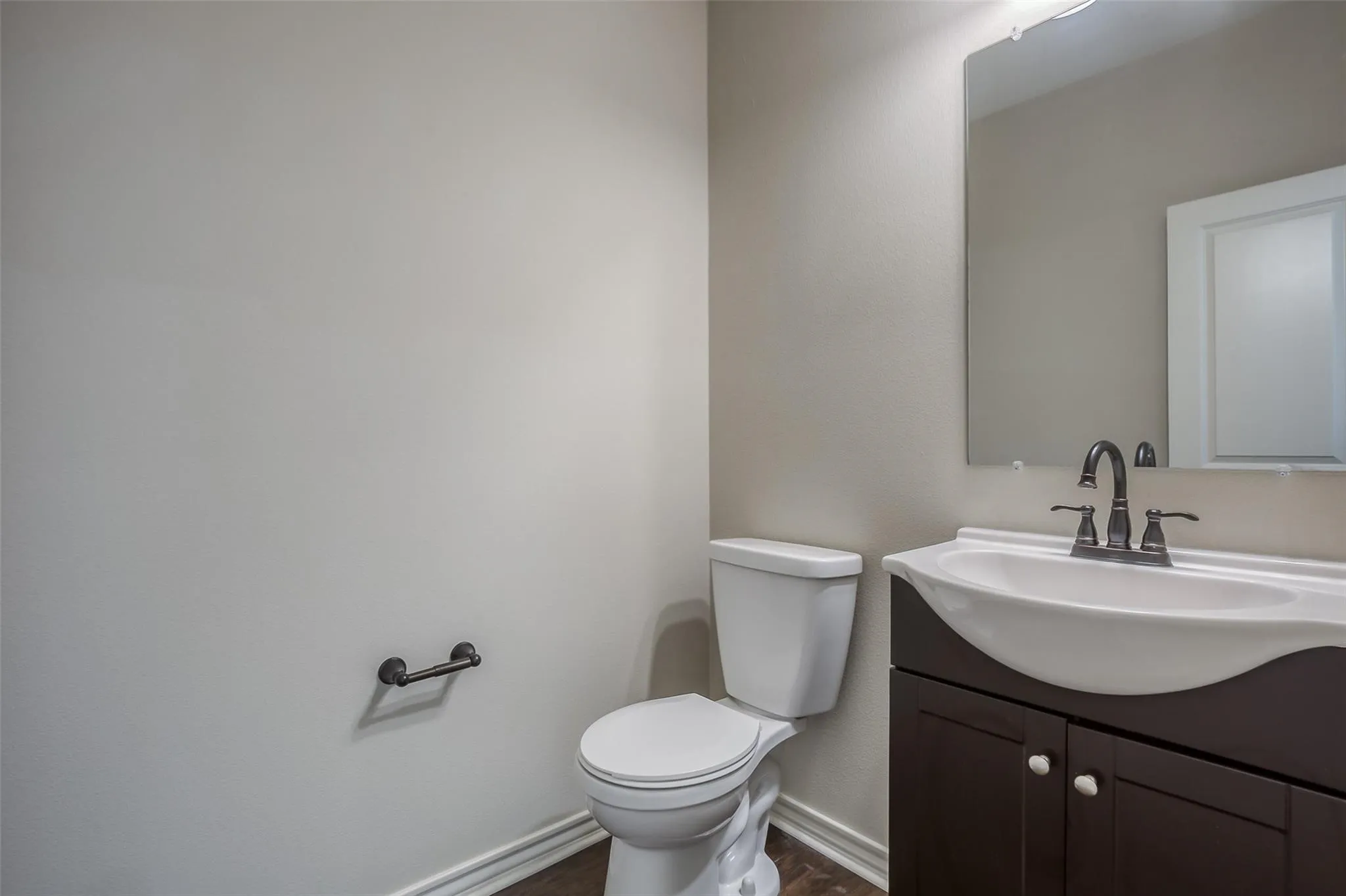 Townhouse For Rent in Parker County , 106 Eagle Meadow, Brock, Texas 76087, 3 Bedroom, 3 Bathroom, 2 Garage spaces, 1,625 Sqft, built in 2020, mls#21410138, Real Estate Agent in Brock, Homes For Rent in Parker county, Homes For Rent in Brock, Realtor in Brock Texas, Real Estate Brokerage Independent Realty Texas, Luminita Cordes Realtor