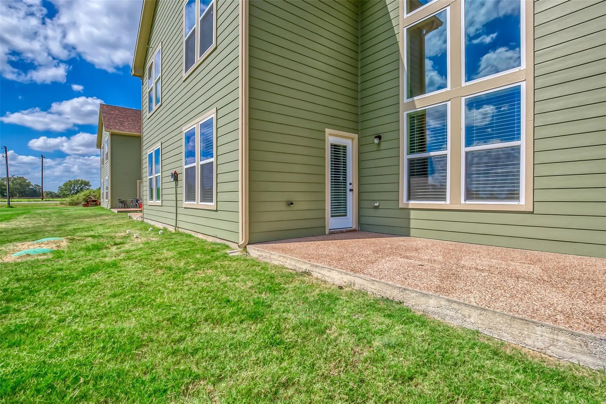 Townhouse For Rent in Parker County , 106 Eagle Meadow, Brock, Texas 76087, 3 Bedroom, 3 Bathroom, 2 Garage spaces, 1,625 Sqft, built in 2020, mls#21410138, Real Estate Agent in Brock, Homes For Rent in Parker county, Homes For Rent in Brock, Realtor in Brock Texas, Real Estate Brokerage Independent Realty Texas, Luminita Cordes Realtor