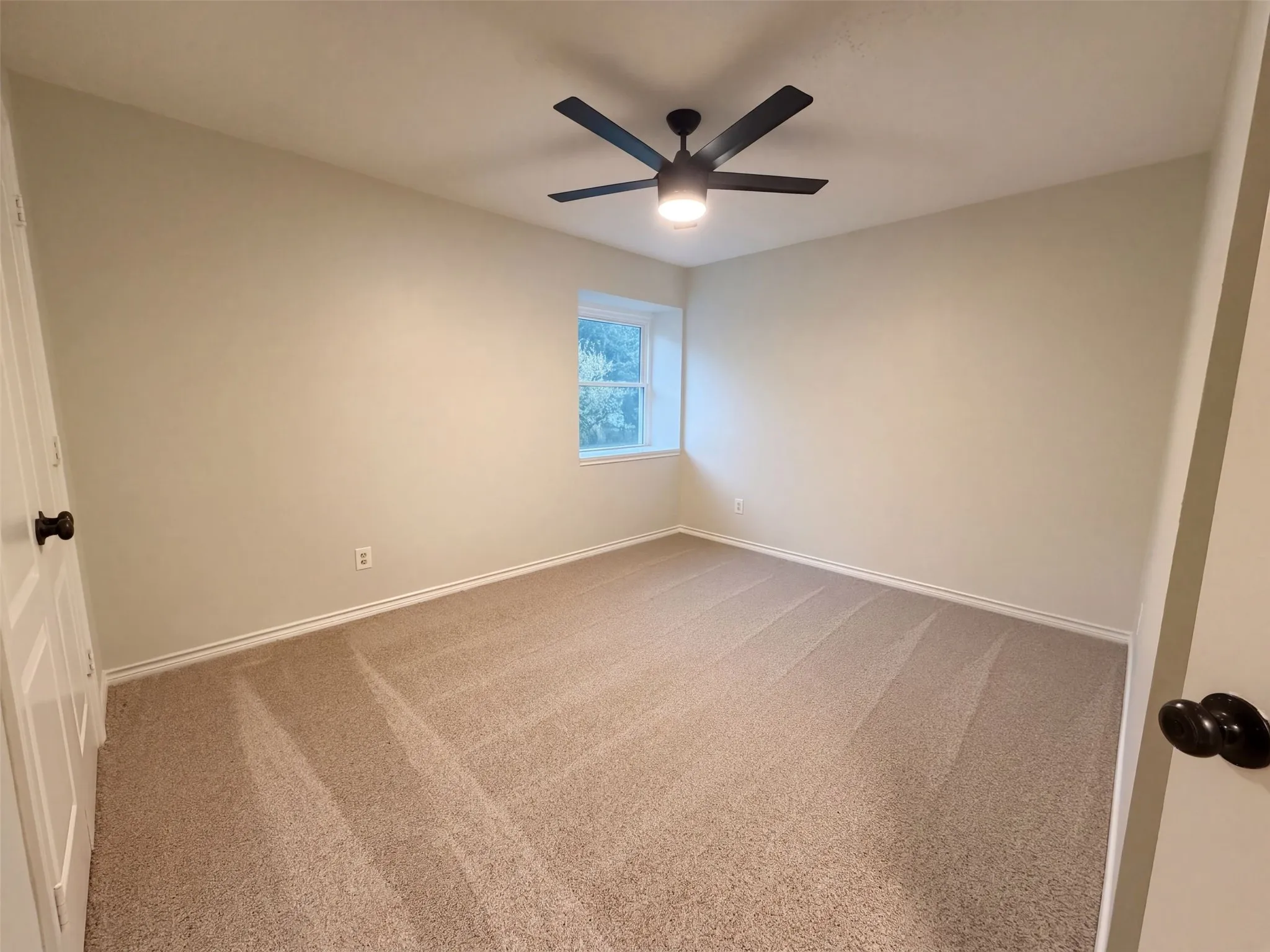 Single Family Residence For Sale in Denton County , 2228 Silverthorn Lane, Flower Mound, Texas 75028, 4 Bedroom, 2 Bathroom, 2 Garage spaces, 1,620 Sqft, built in 1990, mls#21410129, Real Estate Agent in Flower Mound, Homes For Sale in Denton county, Homes For Sale in Flower Mound, Realtor in Flower Mound Texas, Real Estate Brokerage Independent Realty Texas, Luminita Cordes Realtor