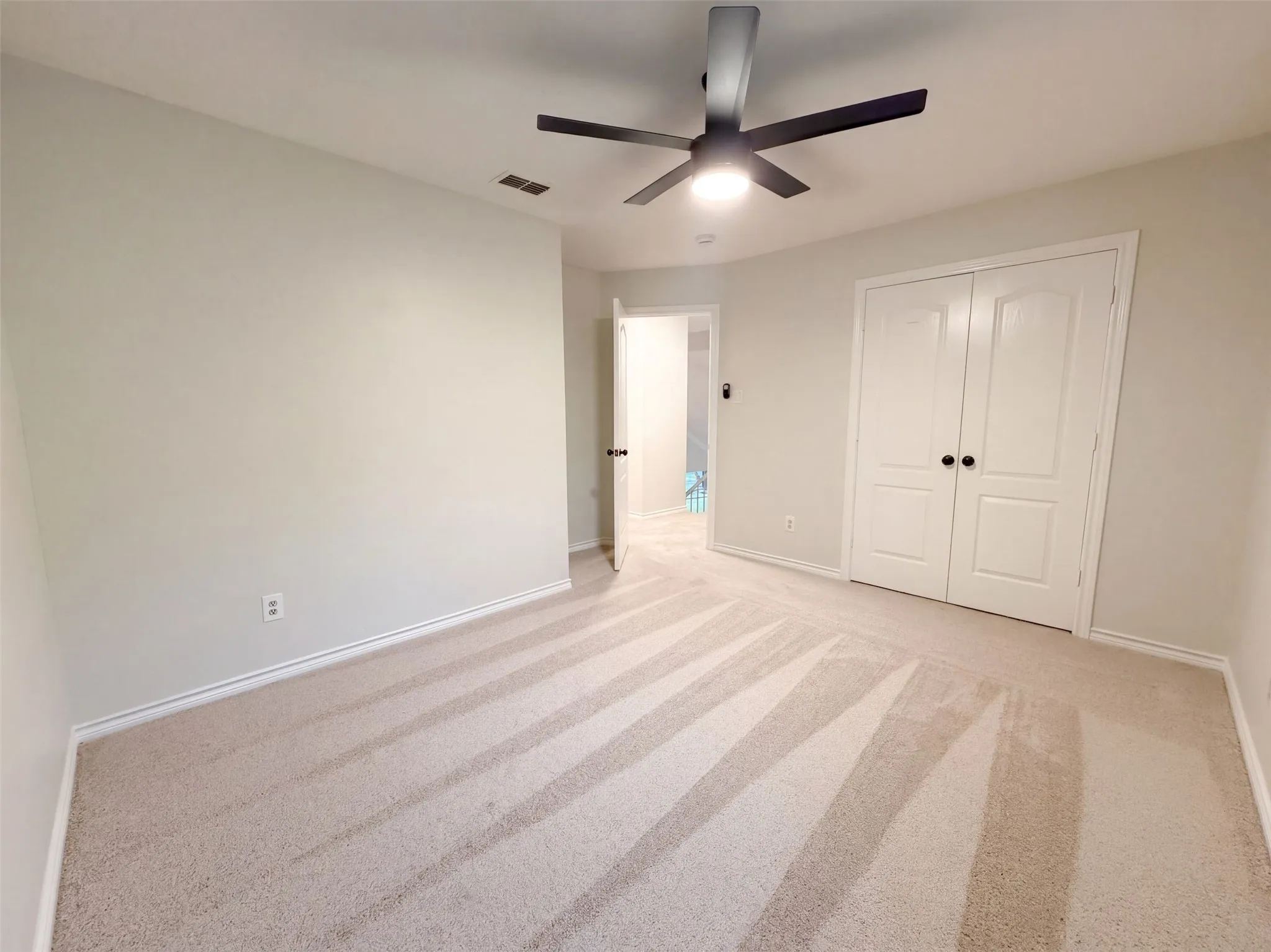Single Family Residence For Sale in Denton County , 2228 Silverthorn Lane, Flower Mound, Texas 75028, 4 Bedroom, 2 Bathroom, 2 Garage spaces, 1,620 Sqft, built in 1990, mls#21410129, Real Estate Agent in Flower Mound, Homes For Sale in Denton county, Homes For Sale in Flower Mound, Realtor in Flower Mound Texas, Real Estate Brokerage Independent Realty Texas, Luminita Cordes Realtor